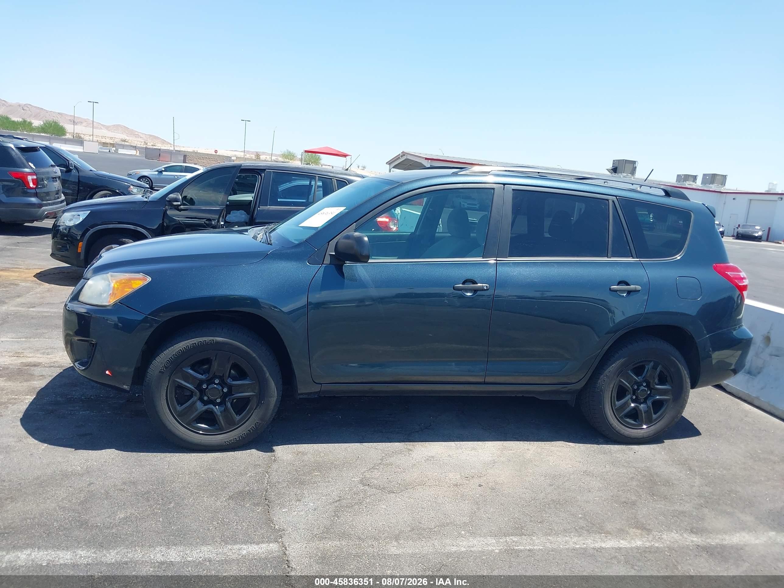 2012 Toyota Rav4   Blue vin: 2T3BF4DV9CW213761