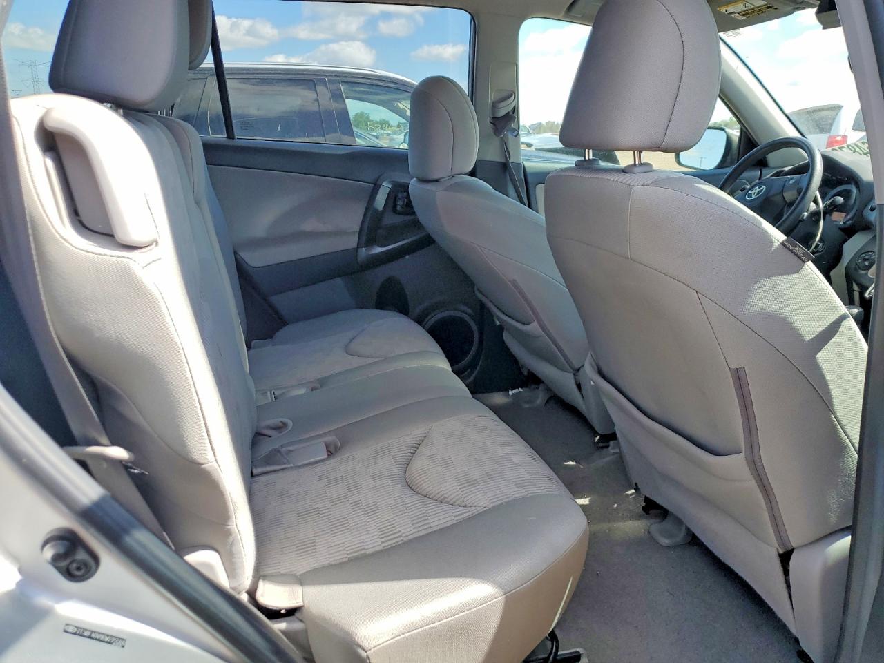 2012 Toyota Rav4 Base Silver vin: 2T3BF4DV9CW225568