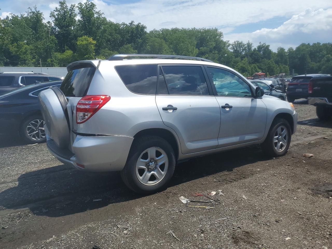 2012 Toyota Rav4 Base Silver vin: 2T3BF4DV9CW241656