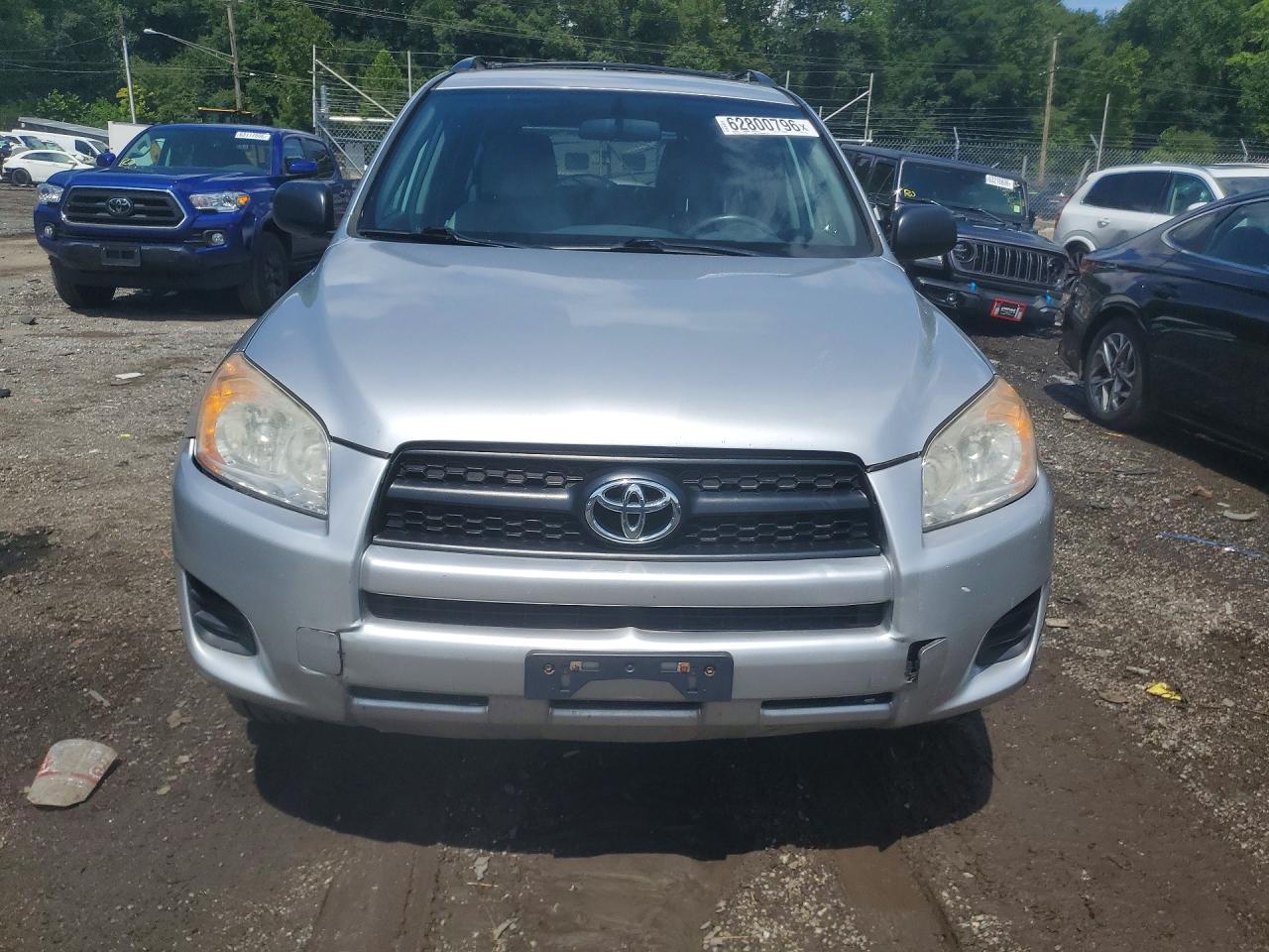 2012 Toyota Rav4 Base Silver vin: 2T3BF4DV9CW241656