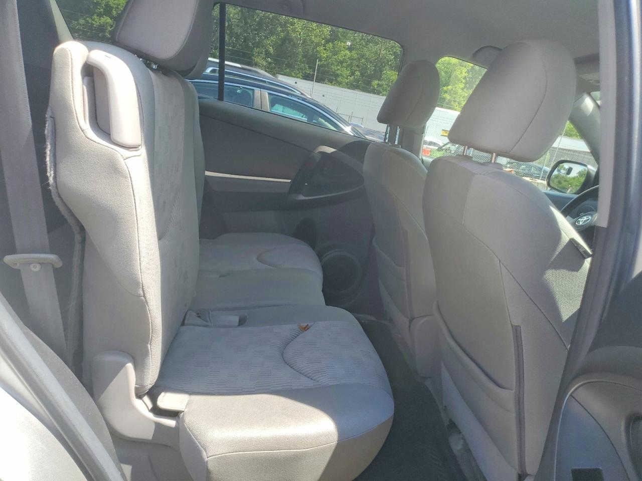 2012 Toyota Rav4 Base Silver vin: 2T3BF4DV9CW241656