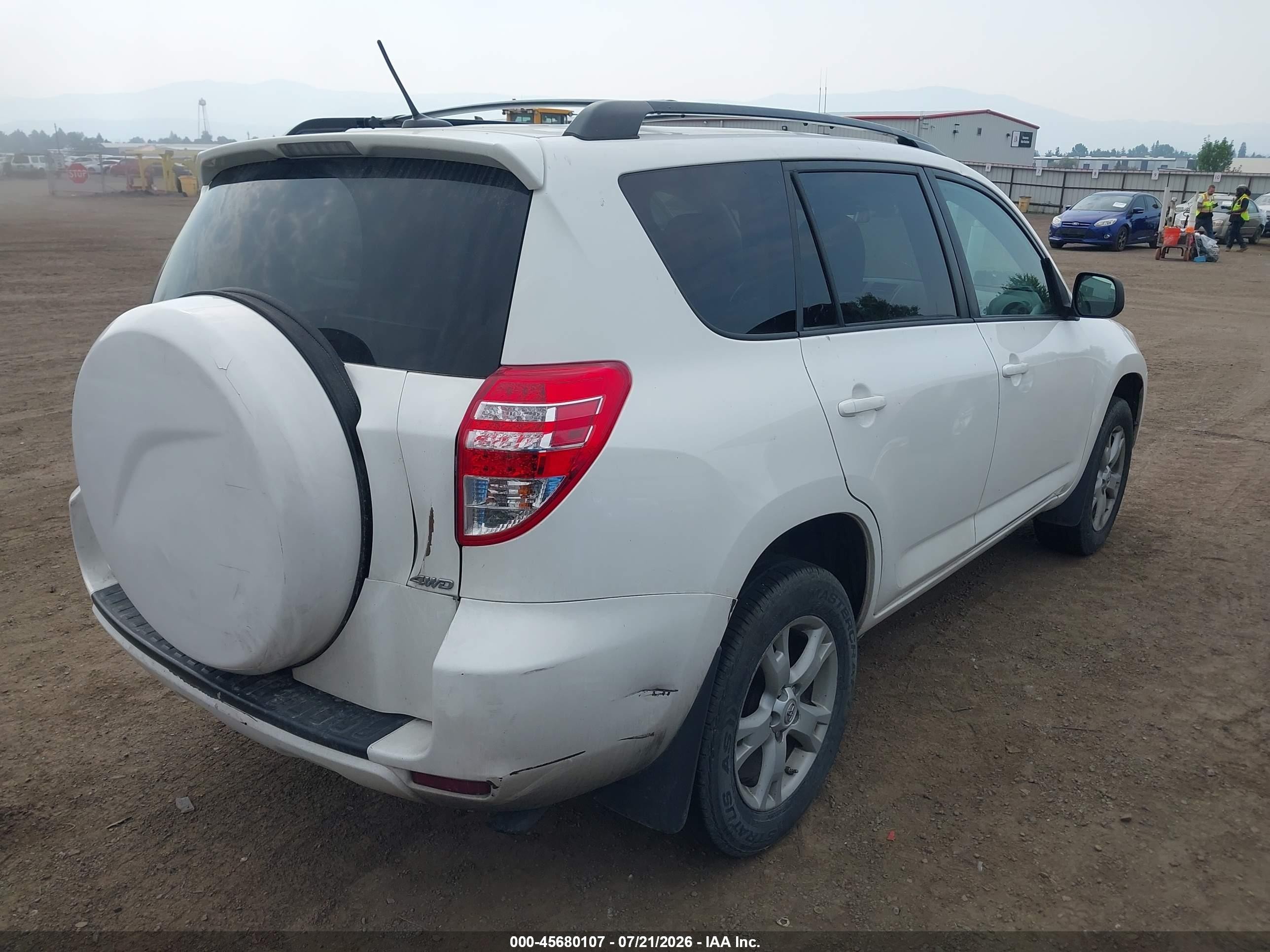 2012 Toyota Rav4   White vin: 2T3BF4DV9CW243679