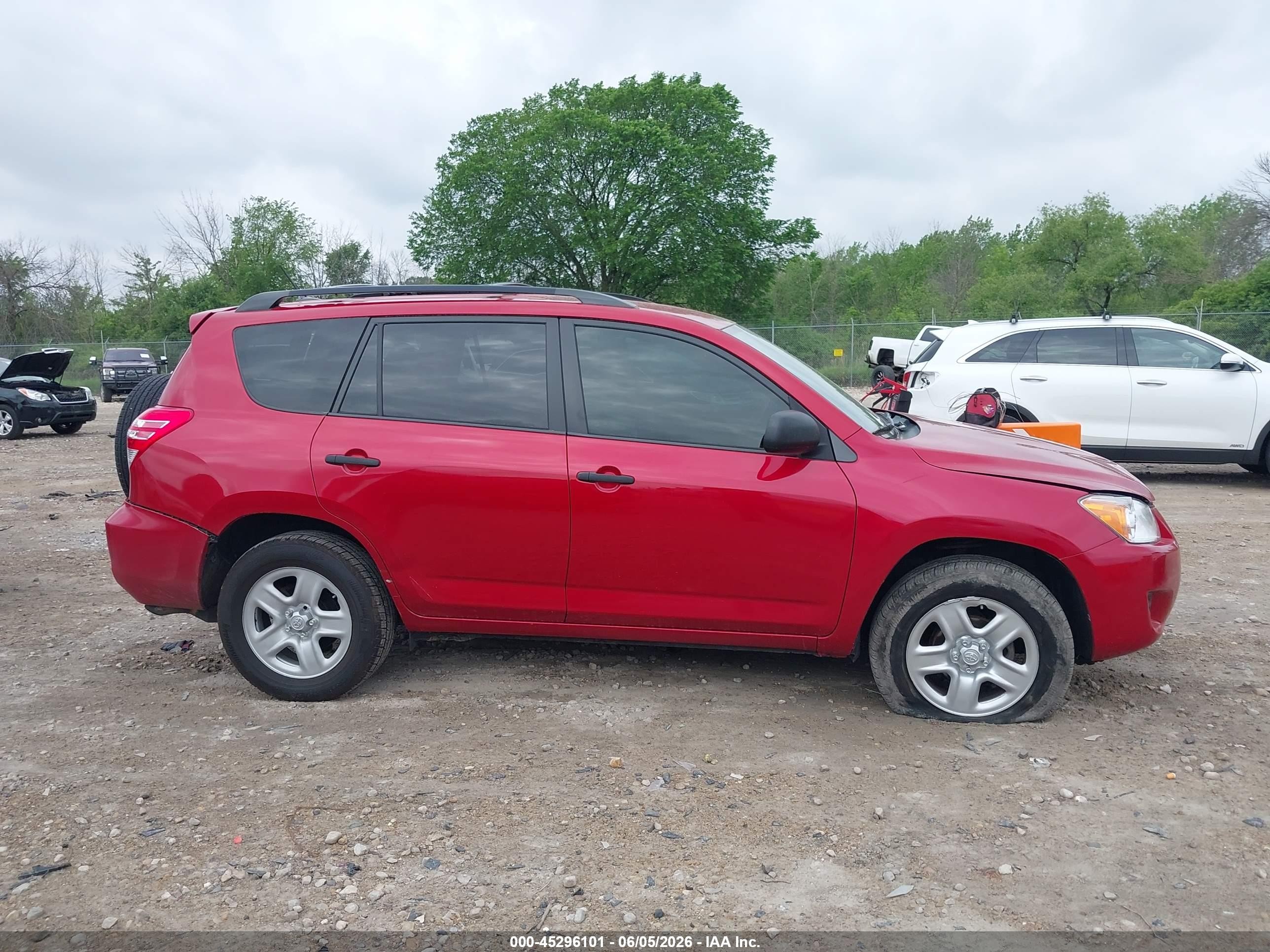 2012 Toyota Rav4 Red vin: 2T3BF4DV9CW248977