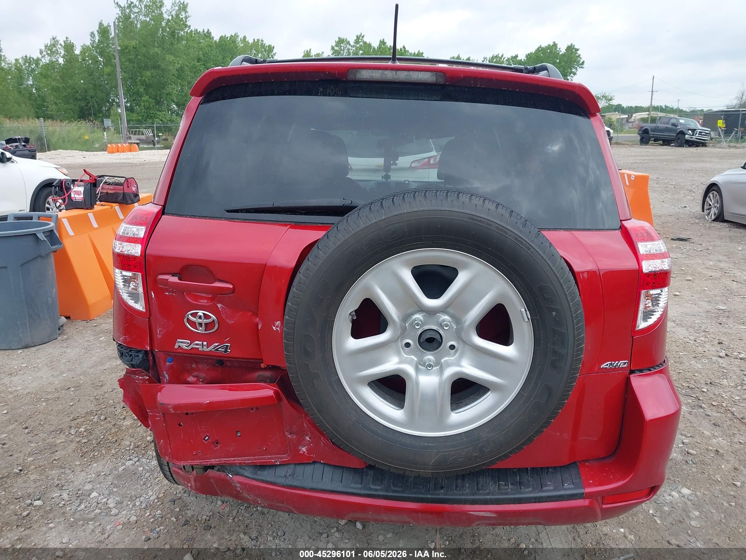 2012 Toyota Rav4 Red vin: 2T3BF4DV9CW248977