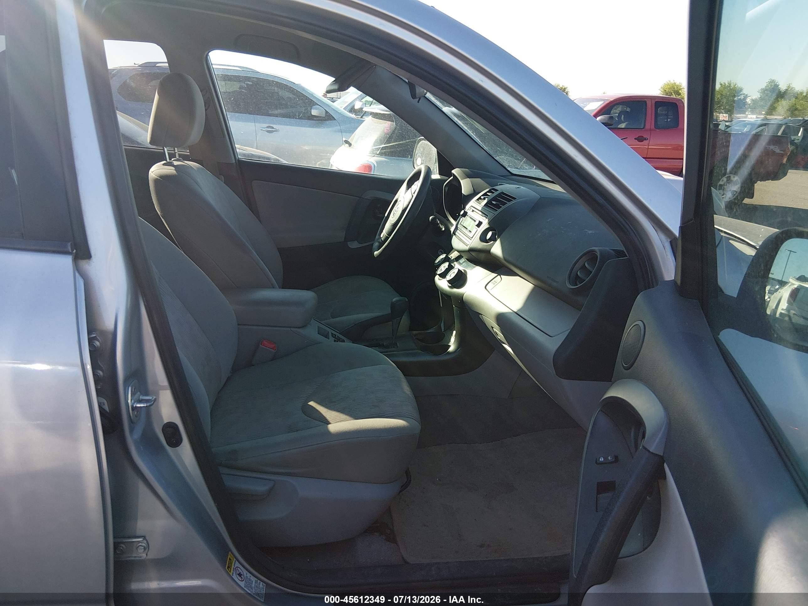 2012 Toyota Rav4   Silver vin: 2T3BF4DV9CW258263