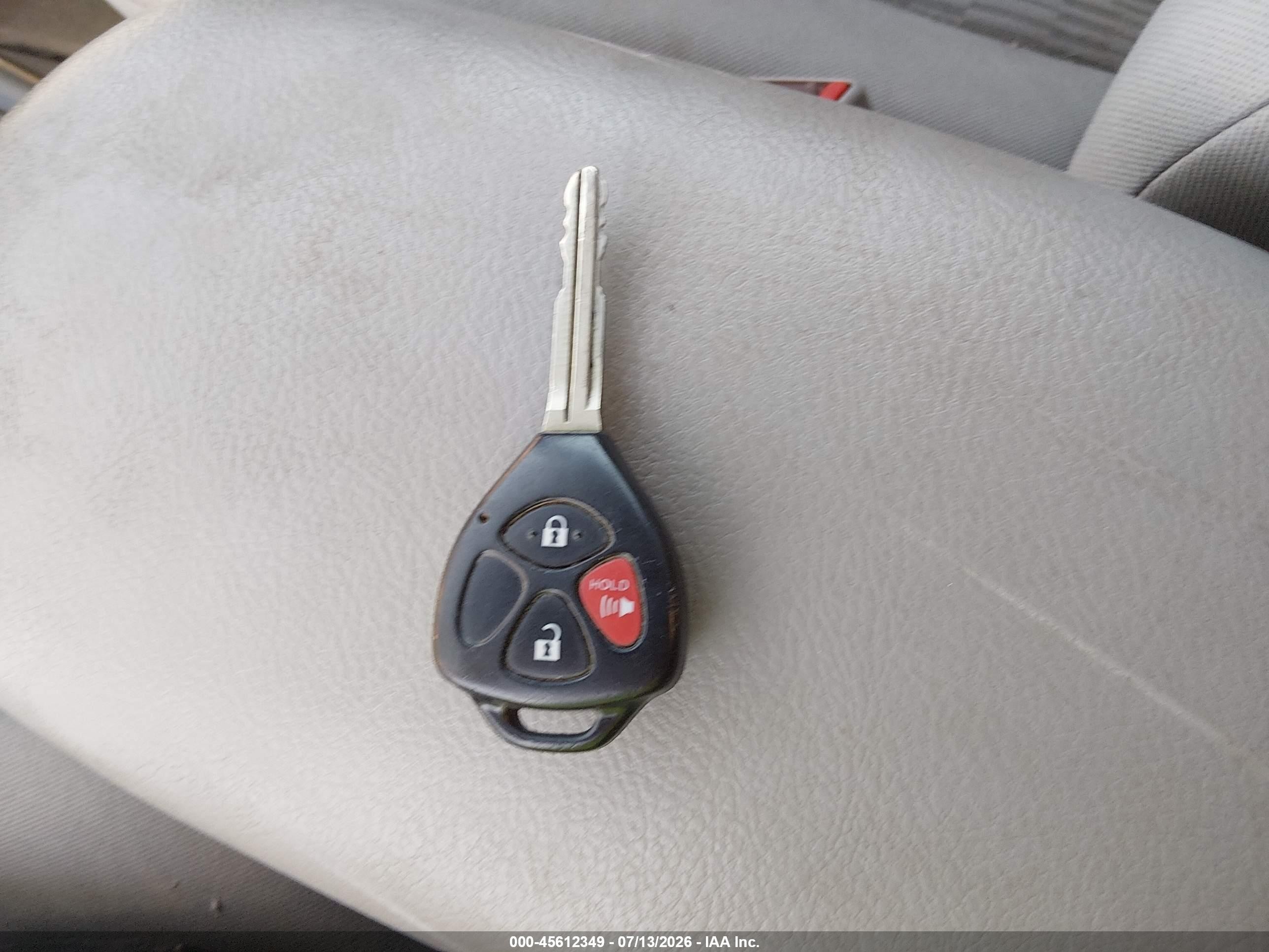 2012 Toyota Rav4   Silver vin: 2T3BF4DV9CW258263