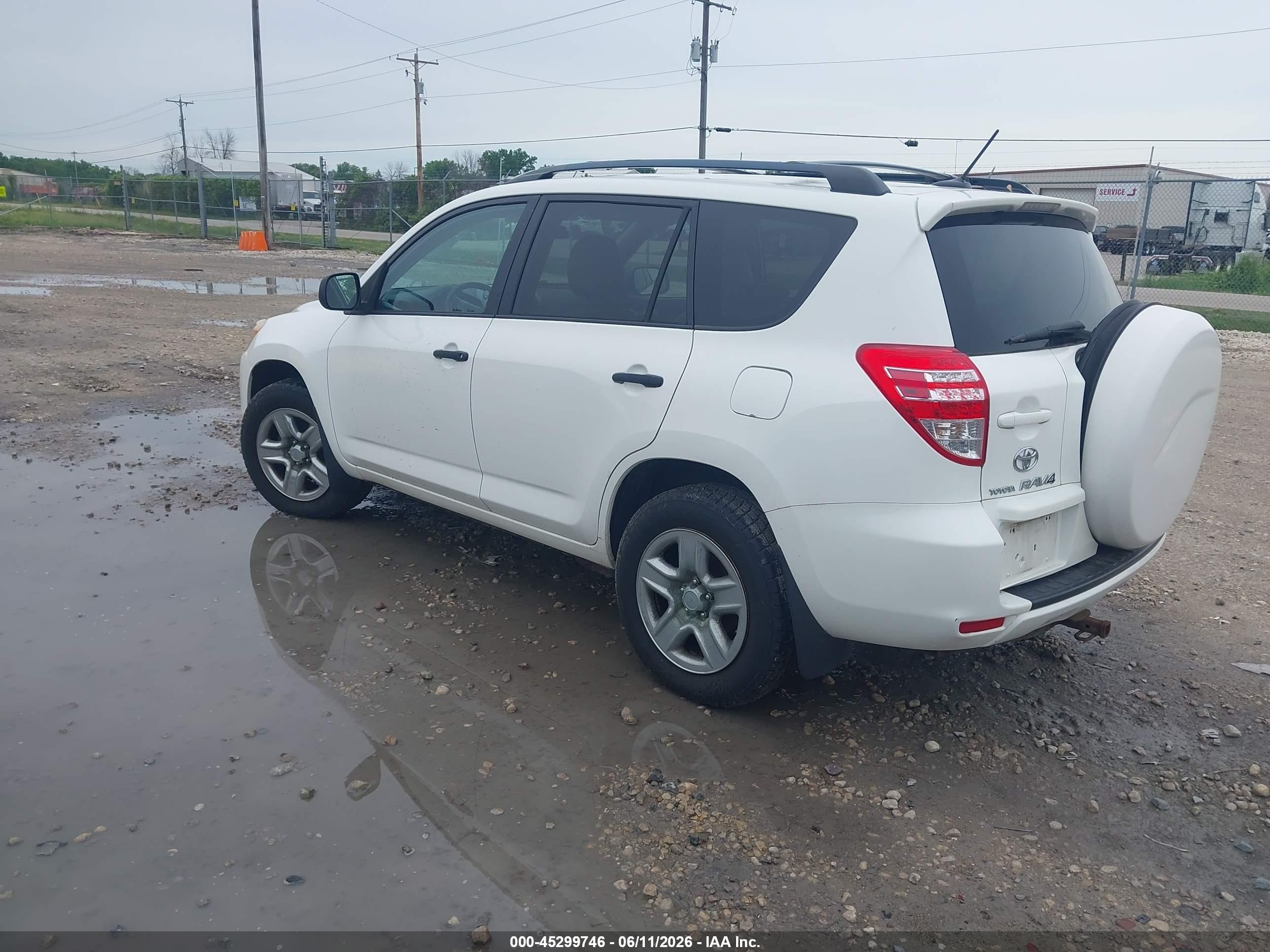 2010 Toyota Rav4   White vin: 2T3BF4DVXAW031869