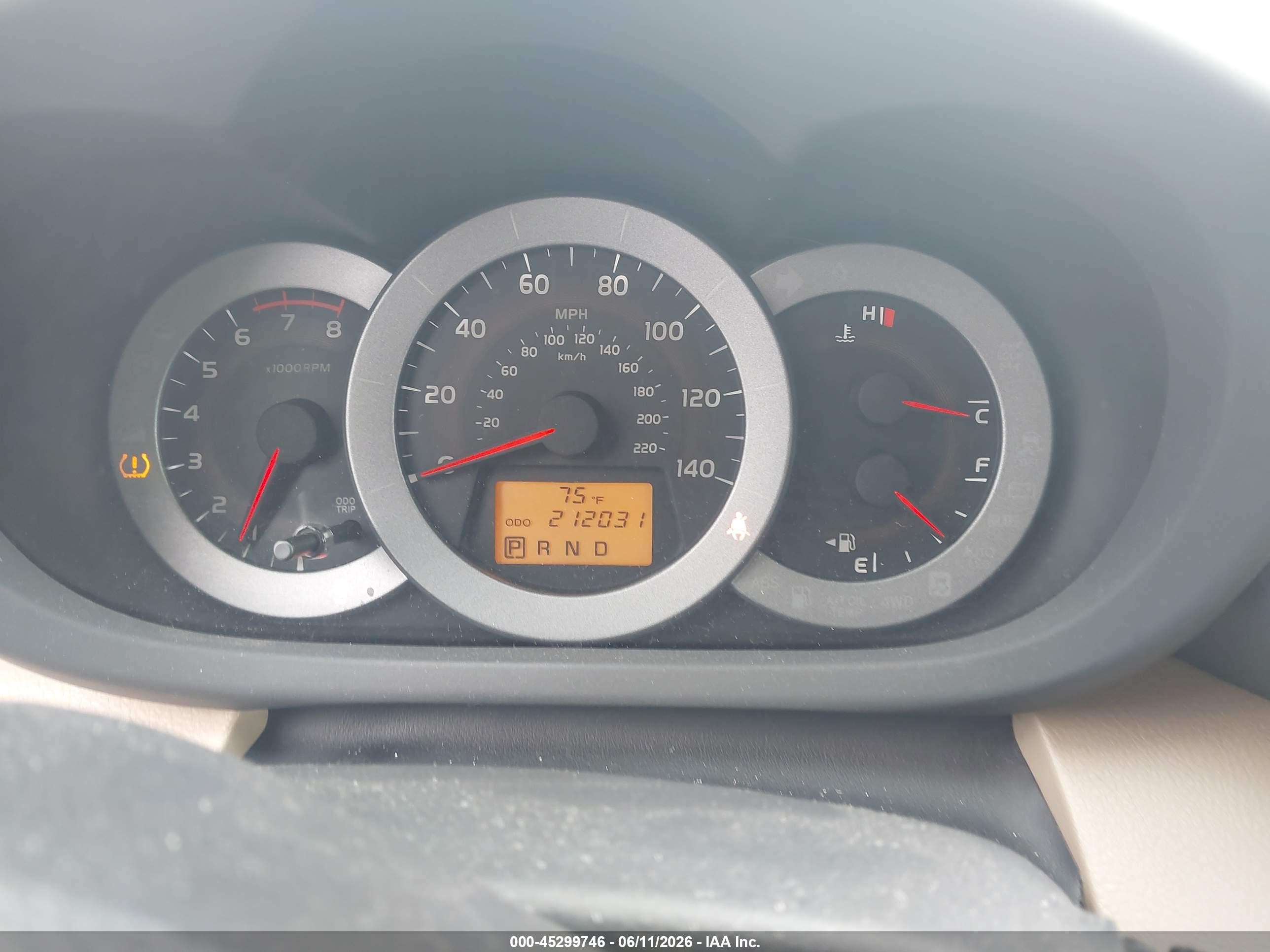 2010 Toyota Rav4   White vin: 2T3BF4DVXAW031869