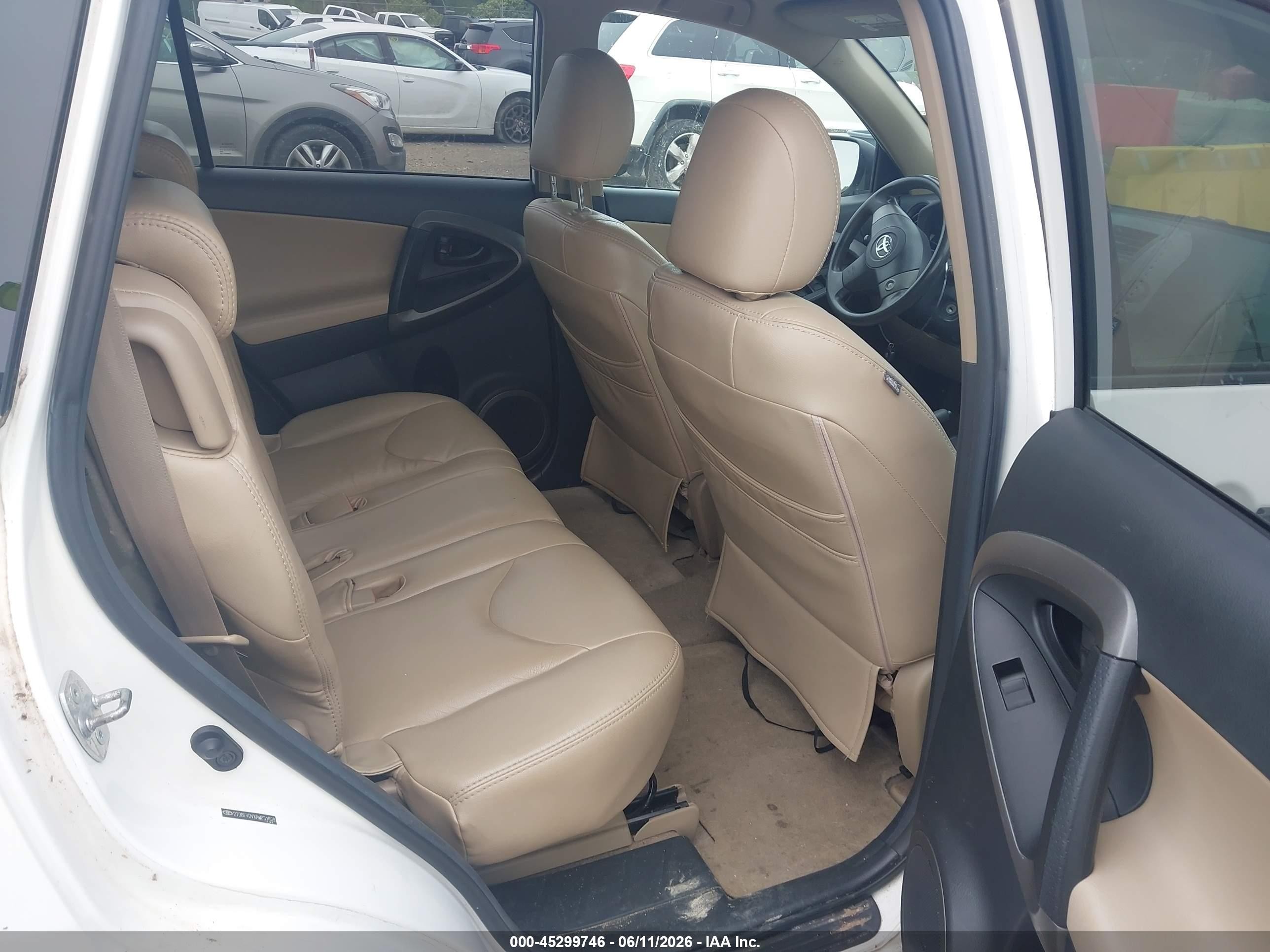 2010 Toyota Rav4   White vin: 2T3BF4DVXAW031869