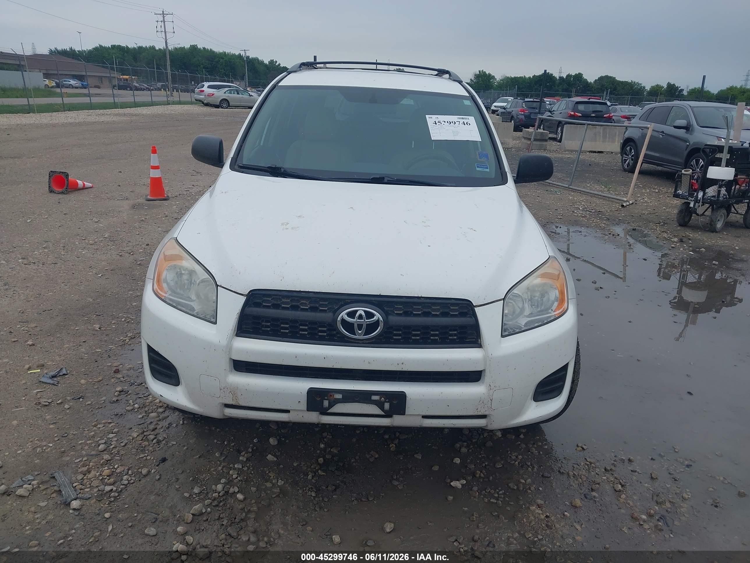 2010 Toyota Rav4   White vin: 2T3BF4DVXAW031869