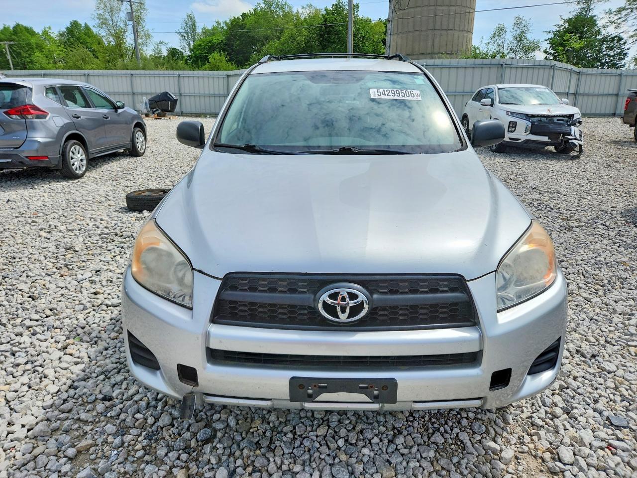 2010 Toyota Rav4 Base Silver vin: 2T3BF4DVXAW058098