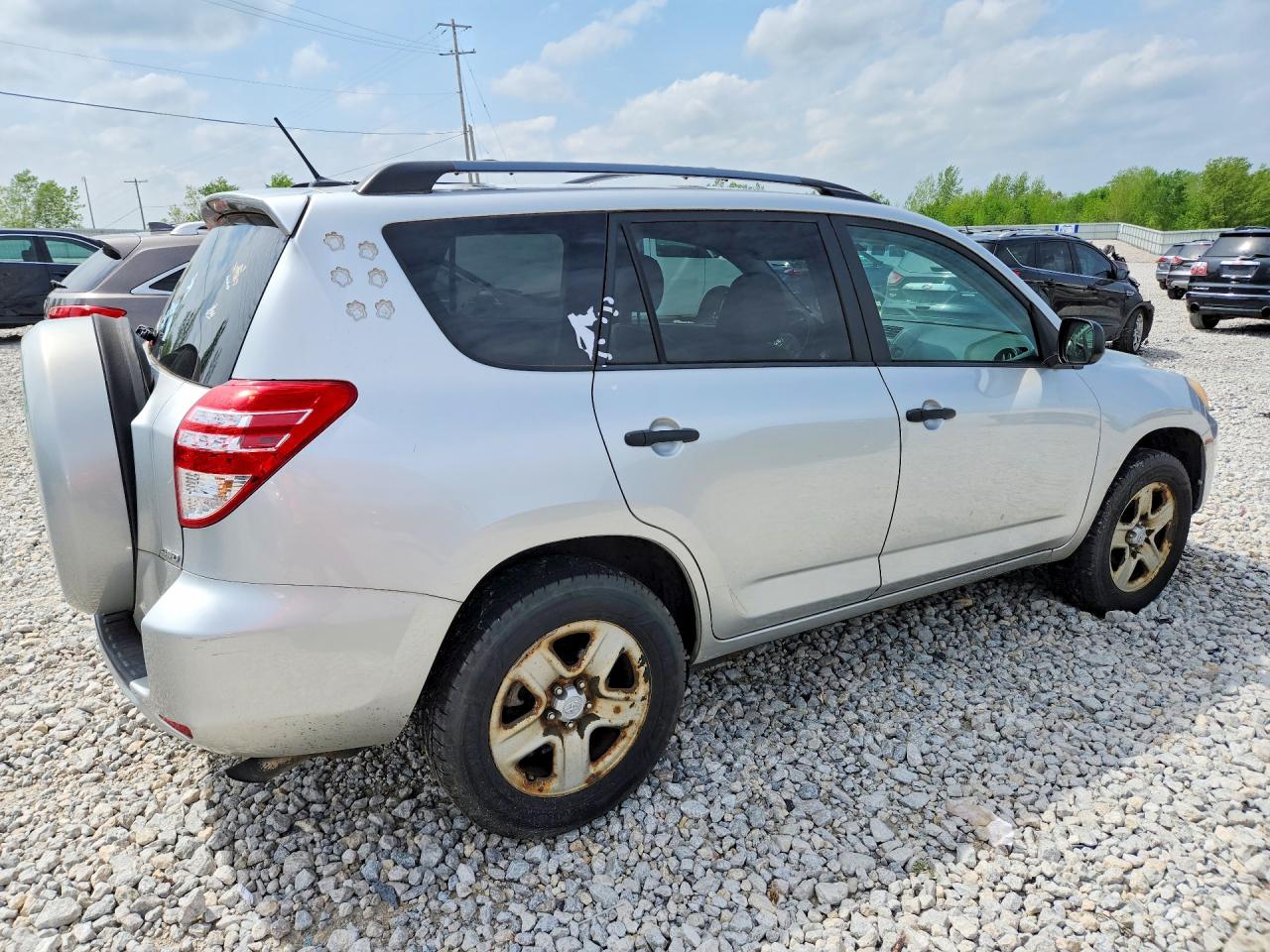2010 Toyota Rav4 Base Silver vin: 2T3BF4DVXAW058098