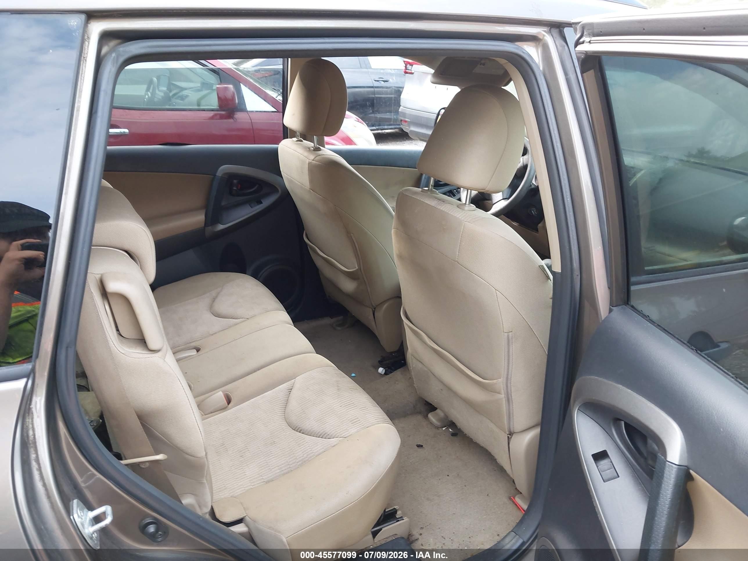 2010 Toyota Rav4 Beige vin: 2T3BF4DVXAW066363