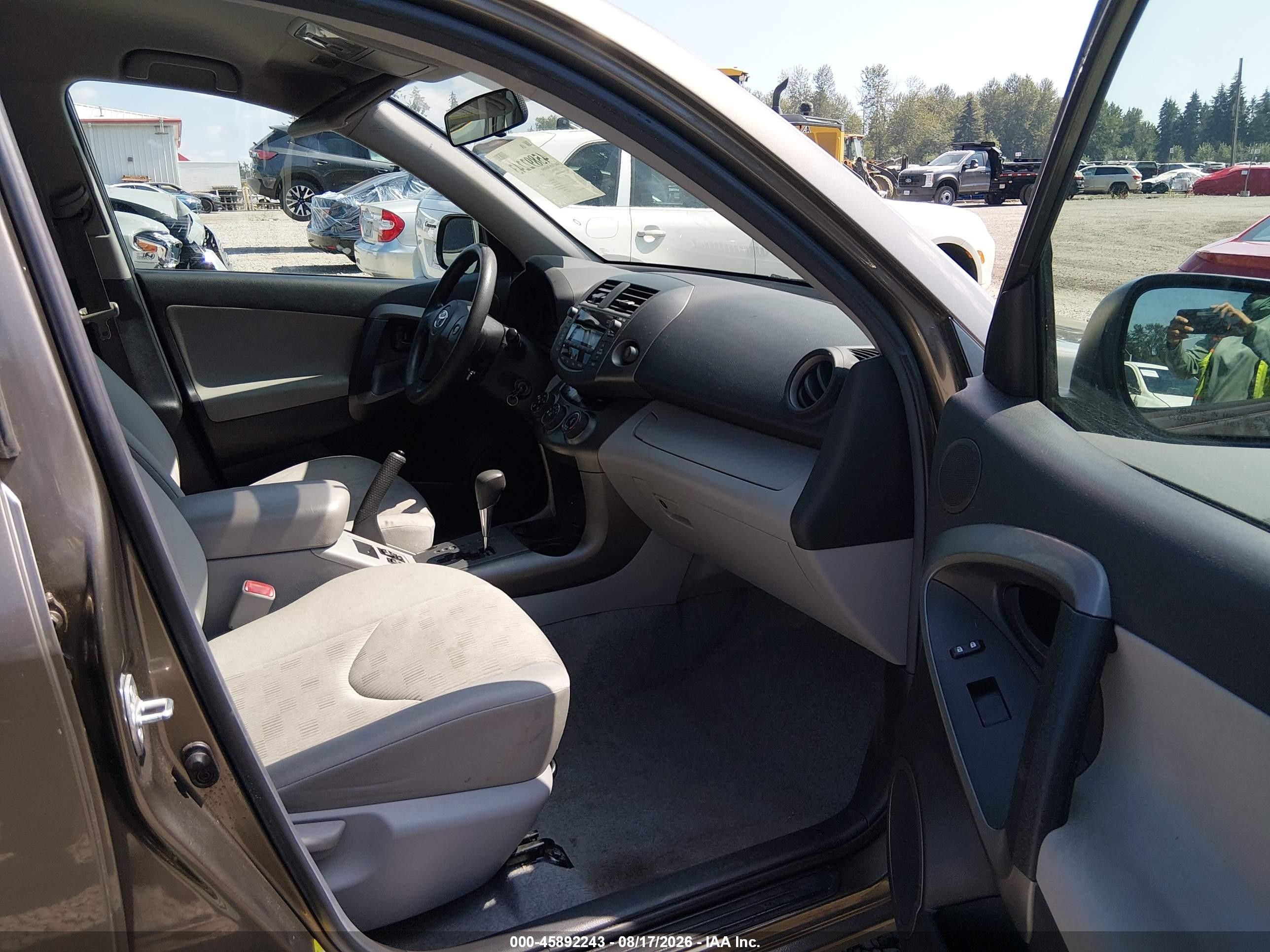 2010 Toyota Rav4   Gray vin: 2T3BF4DVXAW074818