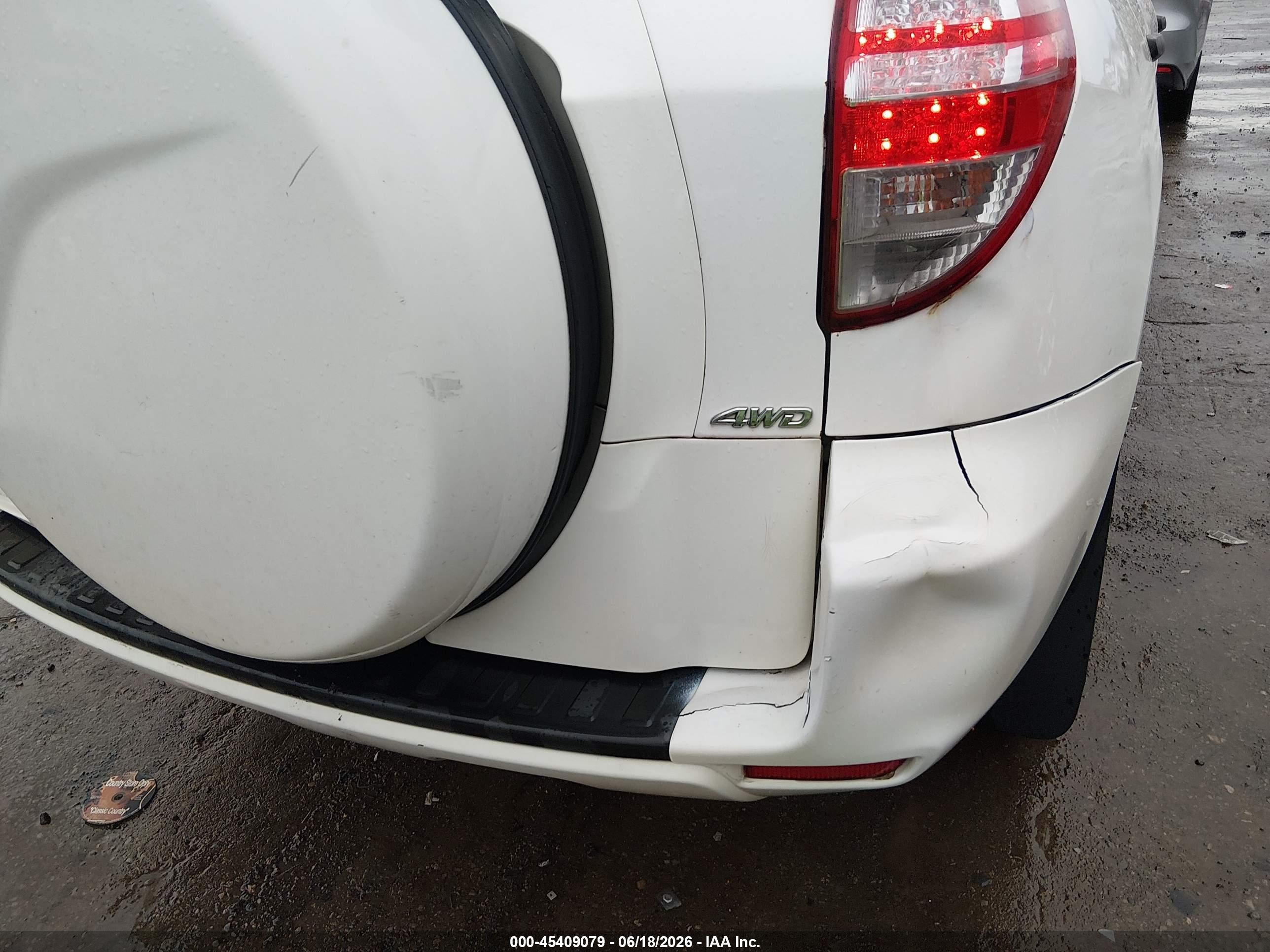 2010 Toyota Rav4   White vin: 2T3BF4DVXAW079808
