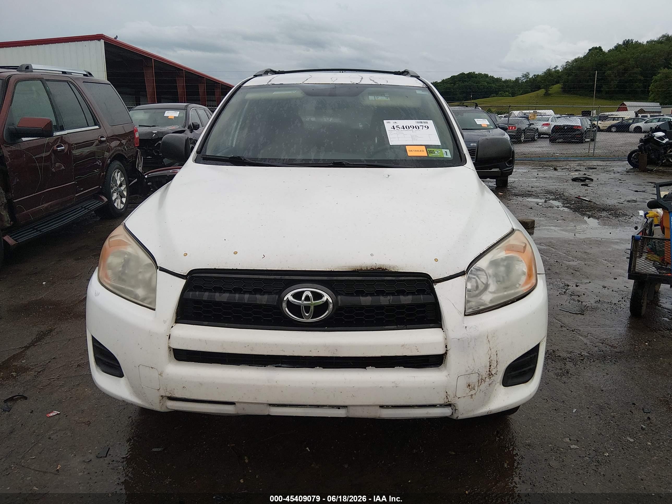 2010 Toyota Rav4   White vin: 2T3BF4DVXAW079808