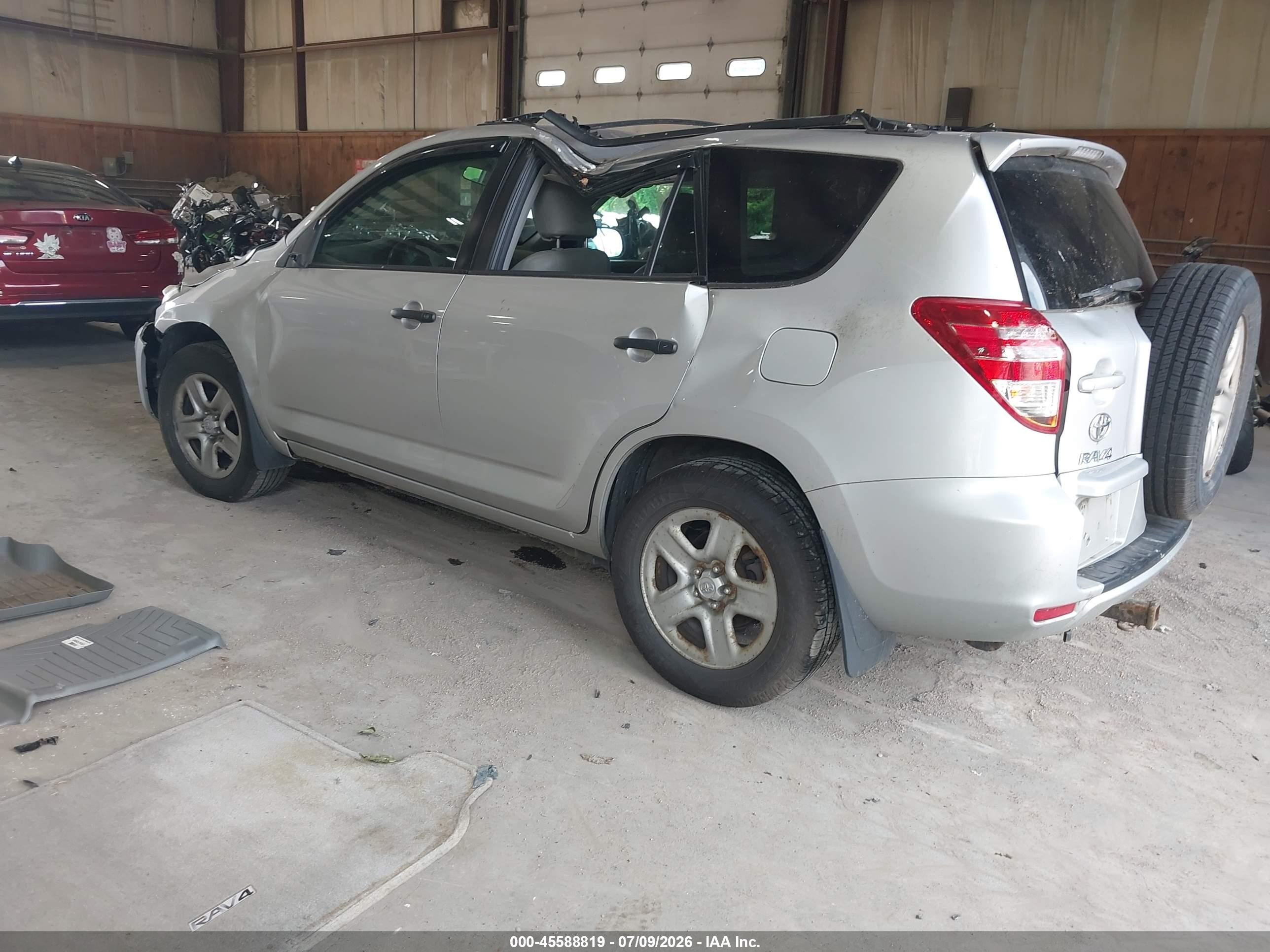 2011 Toyota Rav4   Silver vin: 2T3BF4DVXBW082659