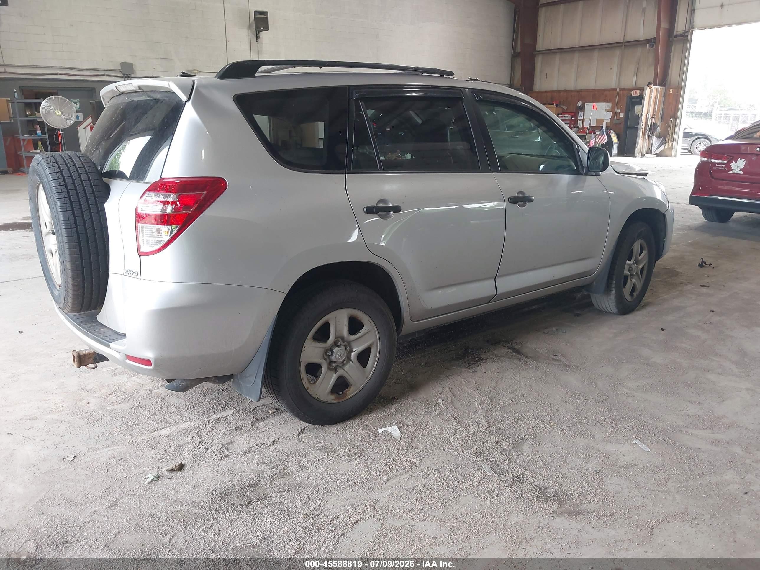 2011 Toyota Rav4   Silver vin: 2T3BF4DVXBW082659