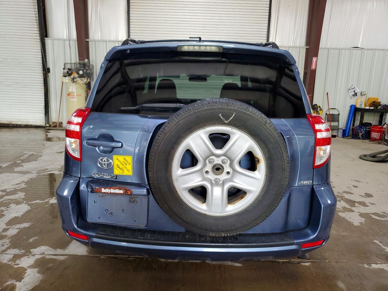 2011 Toyota Rav4 Base Синий vin: 2T3BF4DVXBW083004