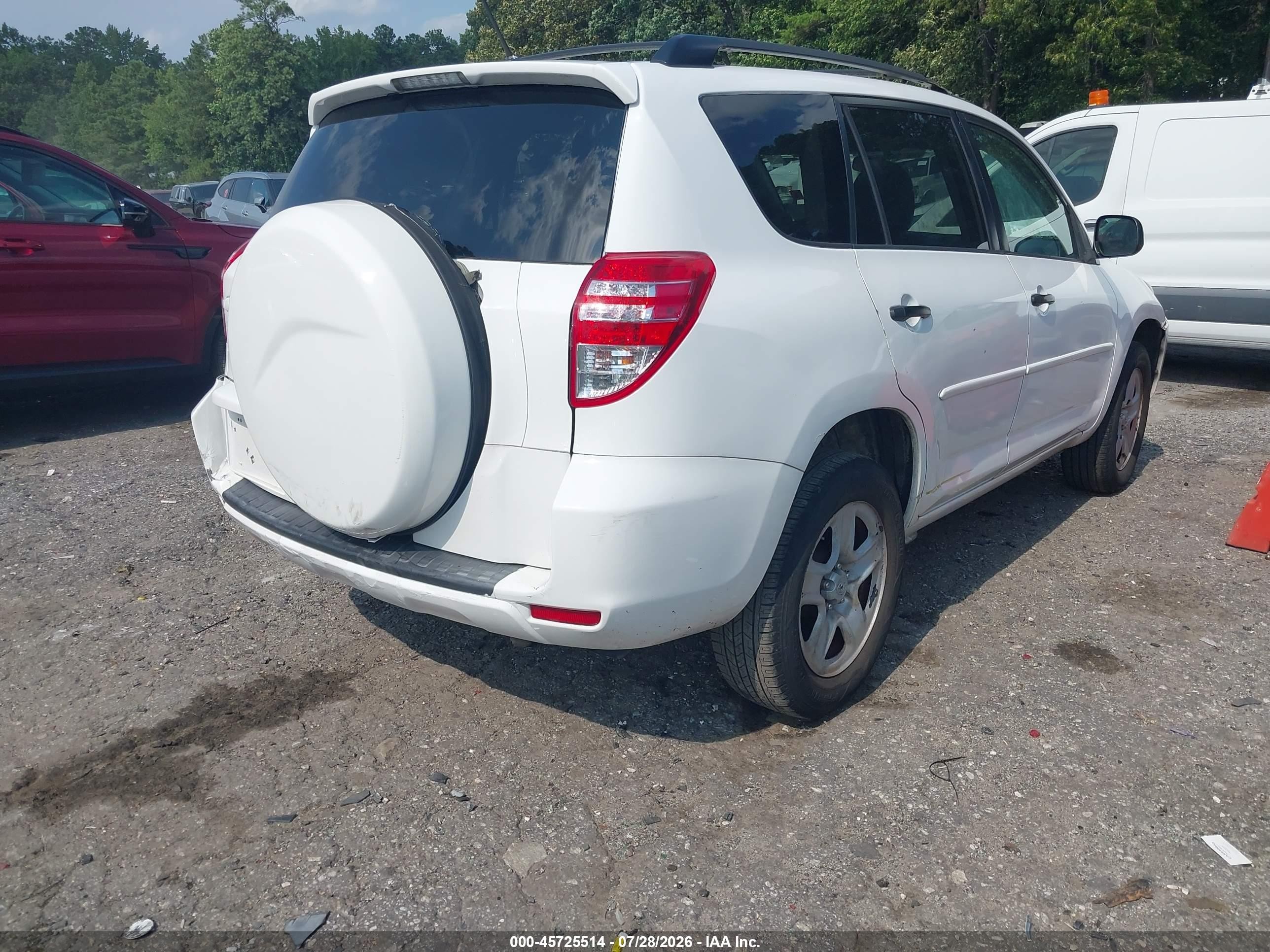 2011 Toyota Rav4   Белый vin: 2T3BF4DVXBW087473