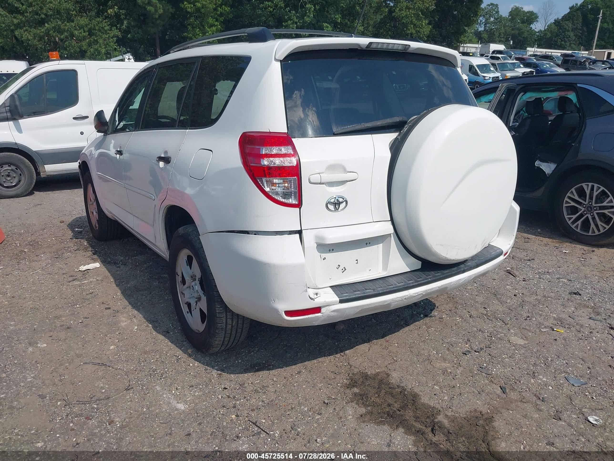 2011 Toyota Rav4   Белый vin: 2T3BF4DVXBW087473