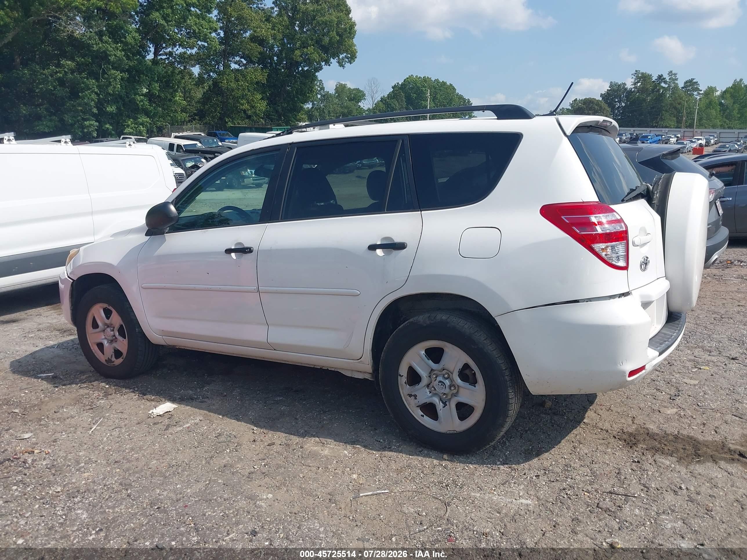 2011 Toyota Rav4   Белый vin: 2T3BF4DVXBW087473