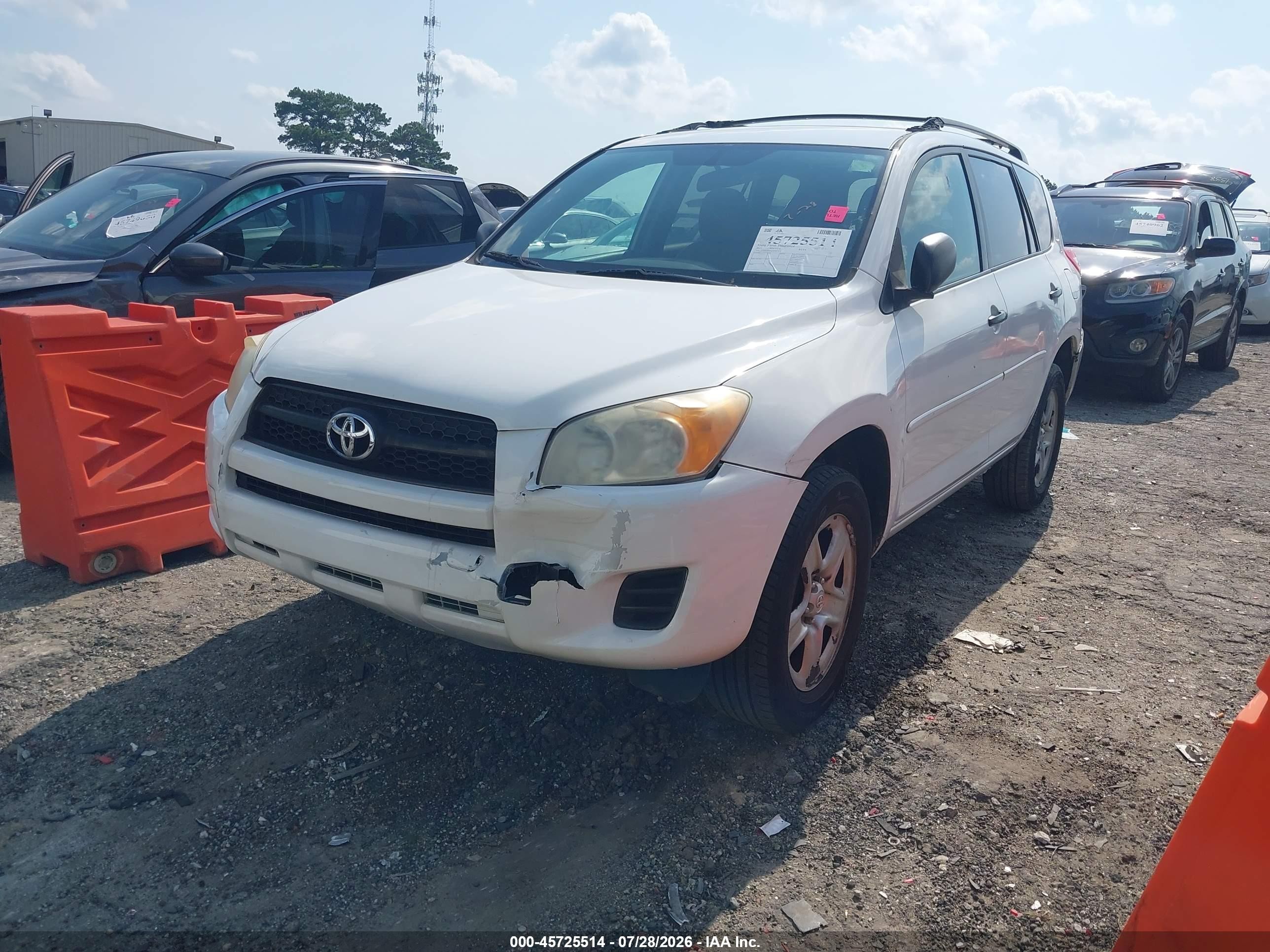 2011 Toyota Rav4   Белый vin: 2T3BF4DVXBW087473
