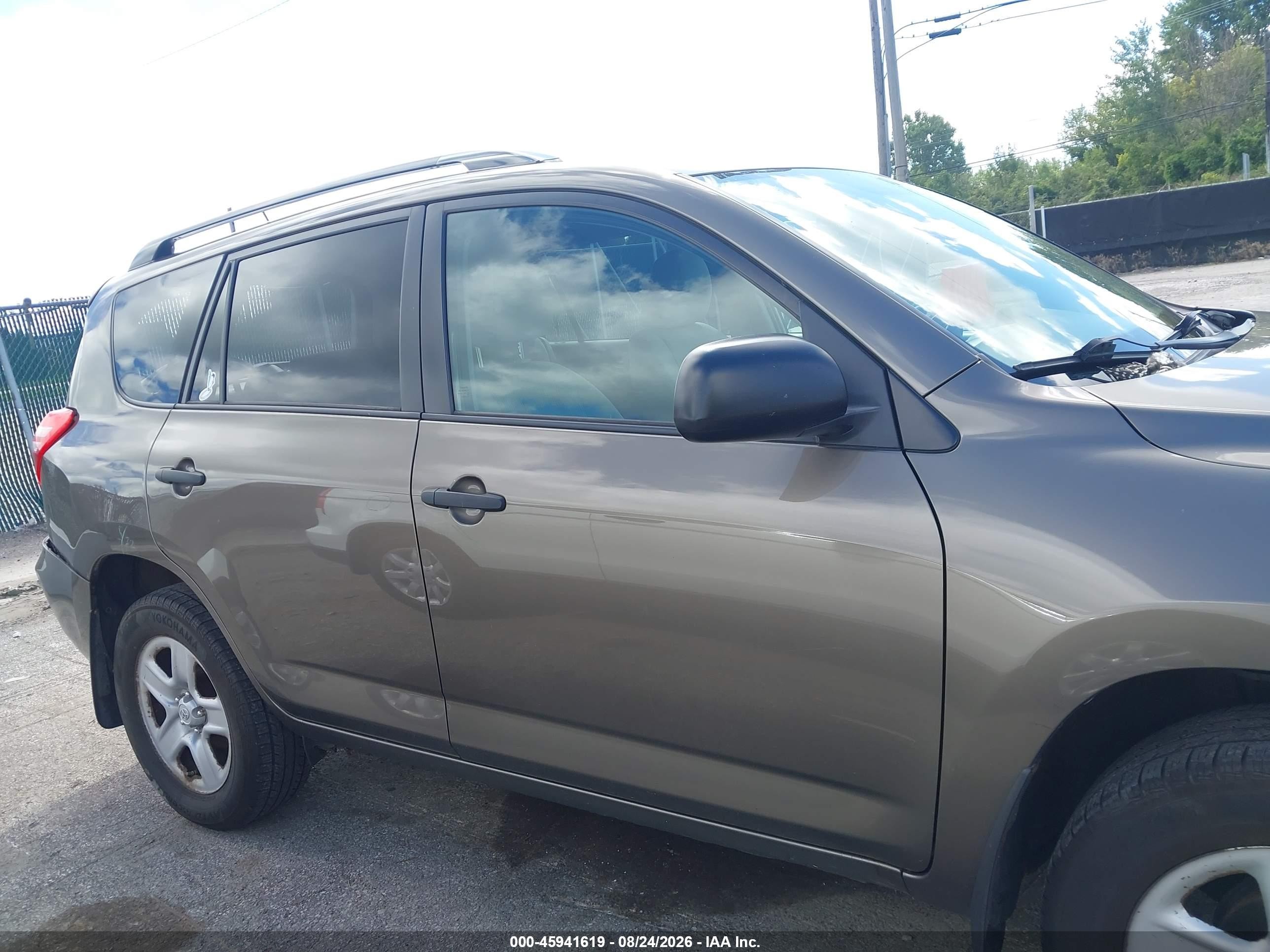 2011 Toyota Rav4   Gray vin: 2T3BF4DVXBW096495