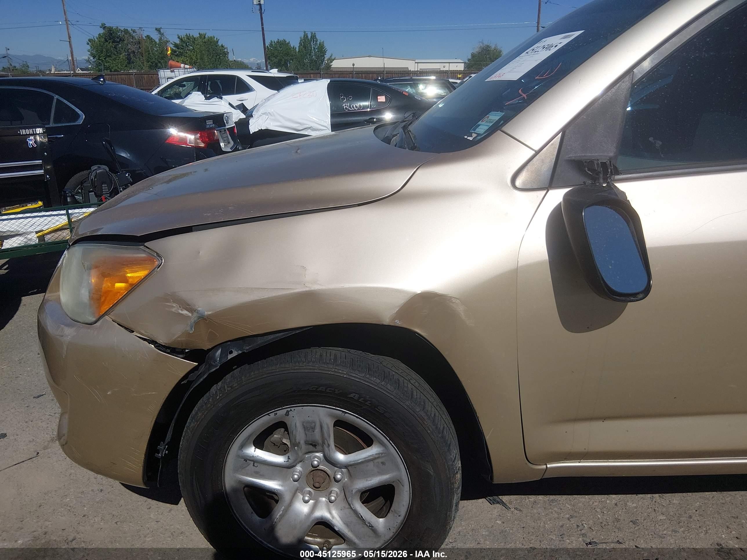 2011 Toyota Rav4 Champagne vin: 2T3BF4DVXBW105602