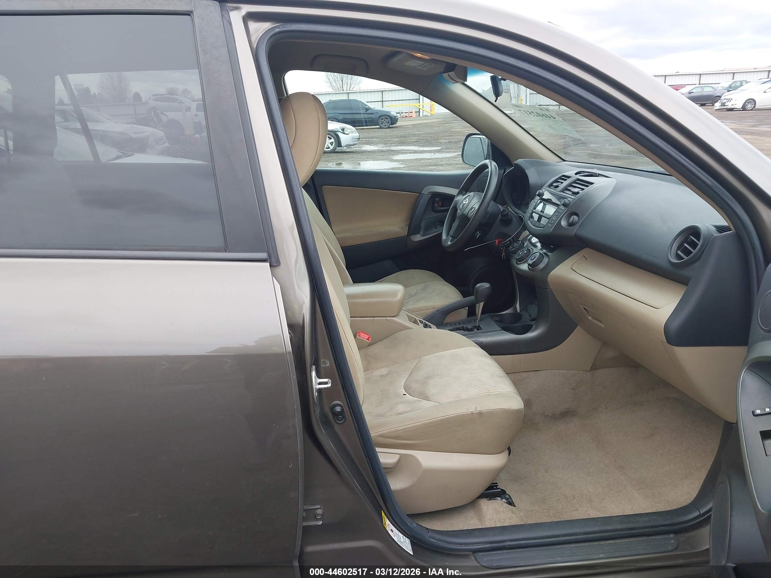 2011 Toyota Rav4 Green vin: 2T3BF4DVXBW105955