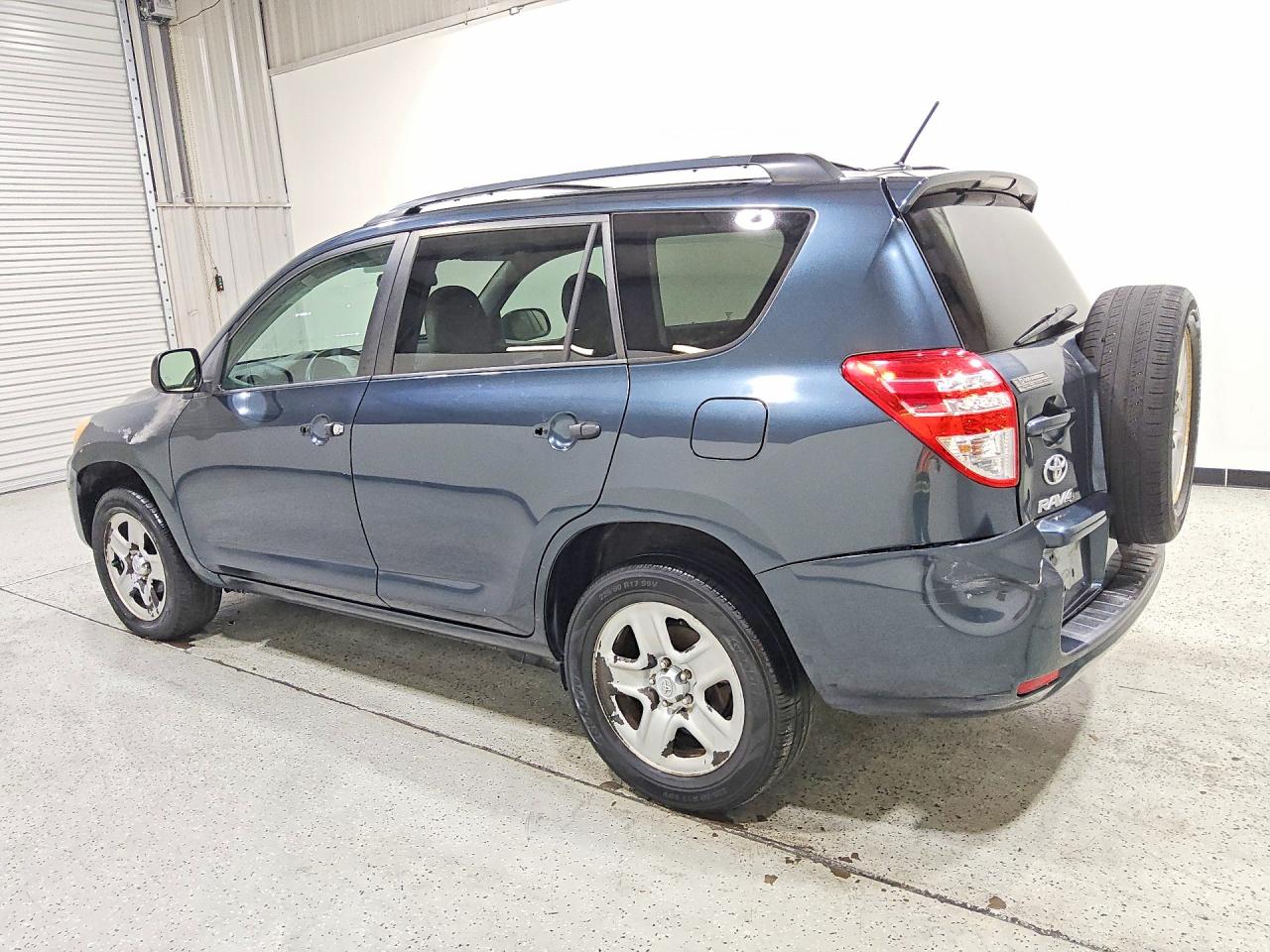 2011 Toyota Rav4 Base Blue vin: 2T3BF4DVXBW134825