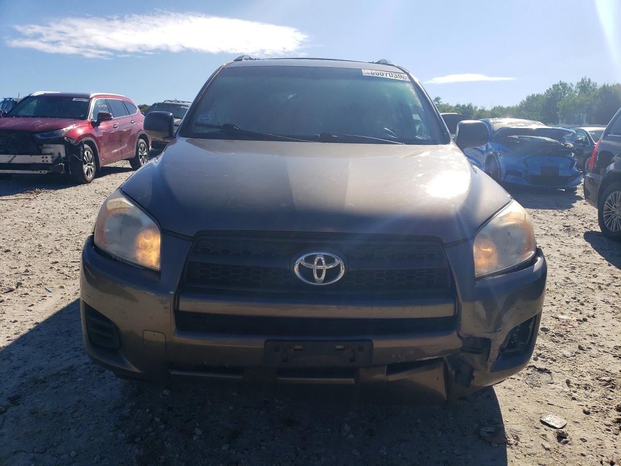 2011 Toyota Rav4 Base Brown vin: 2T3BF4DVXBW139930