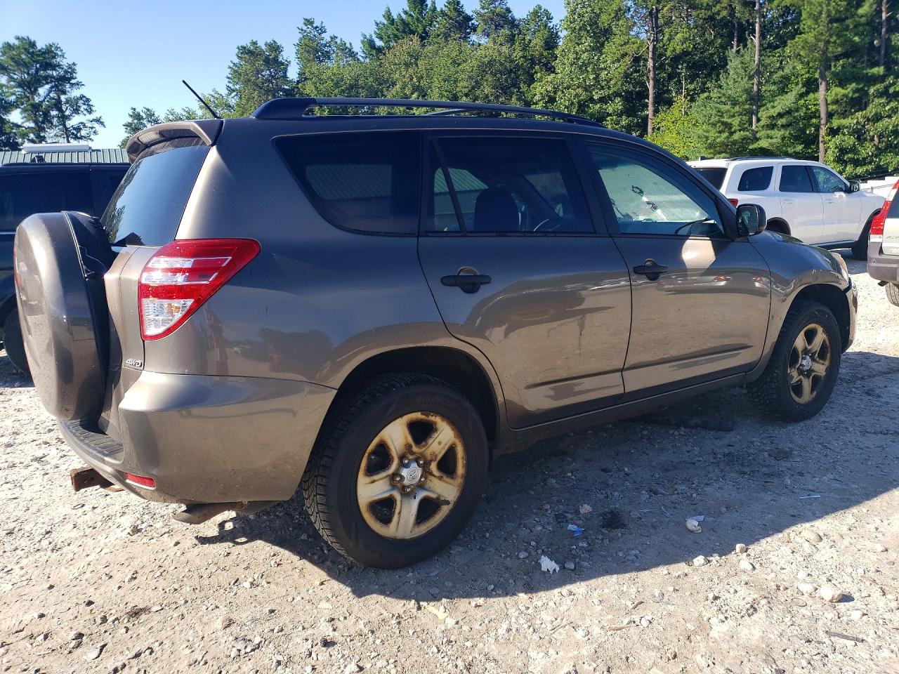 2011 Toyota Rav4 Base Brown vin: 2T3BF4DVXBW139930