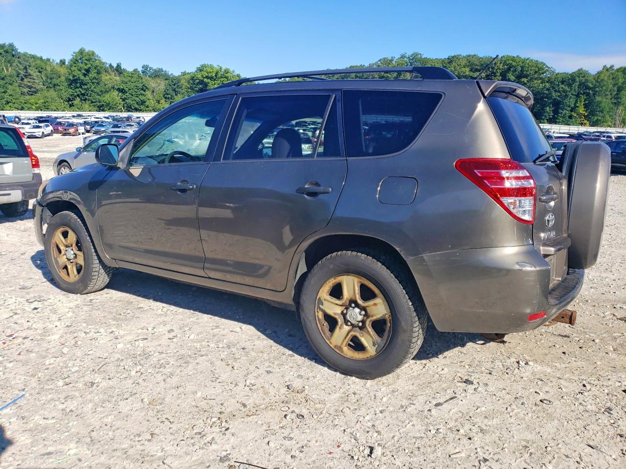 2011 Toyota Rav4 Base Brown vin: 2T3BF4DVXBW139930