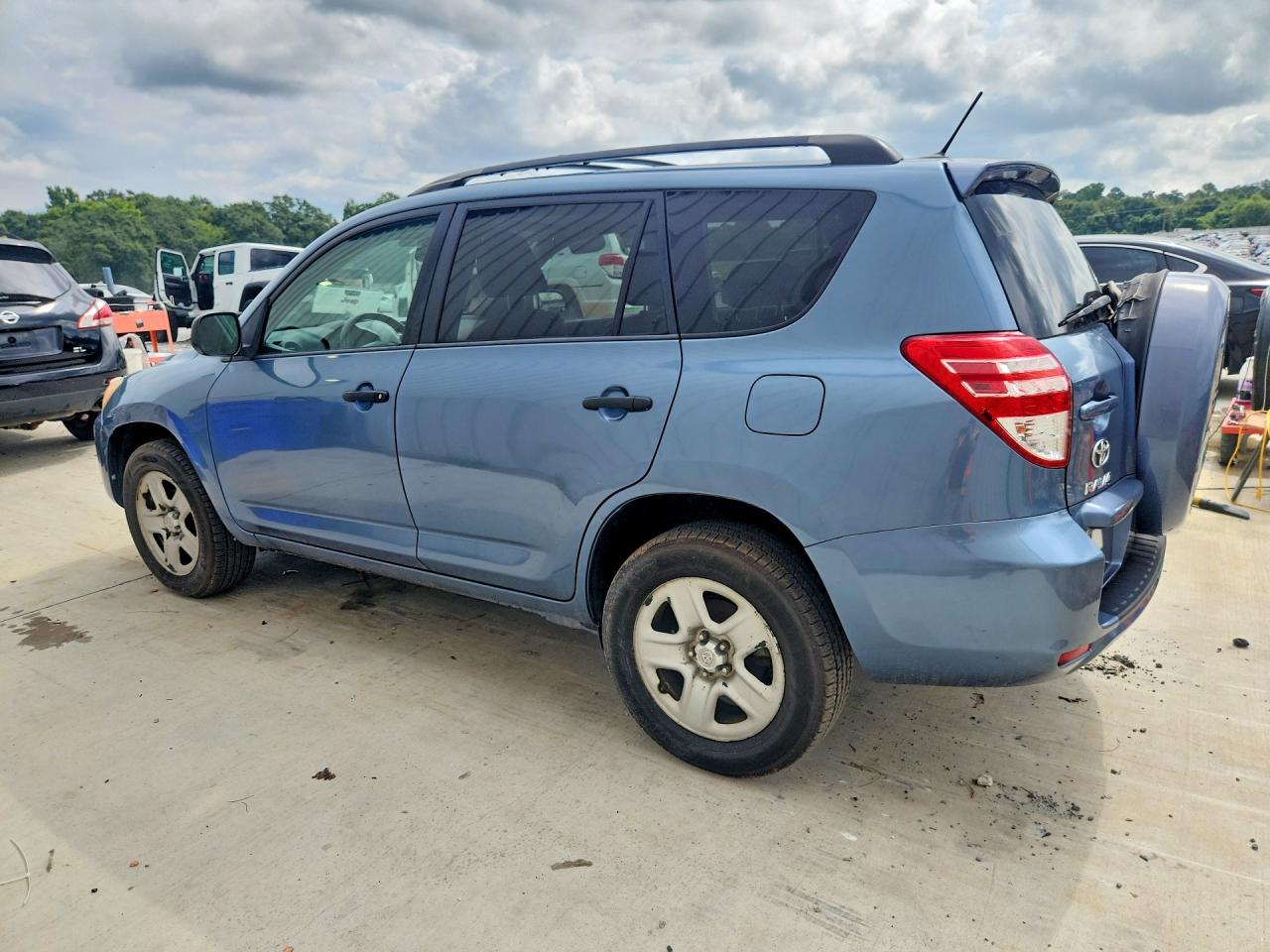 2011 Toyota Rav4 Base Blue vin: 2T3BF4DVXBW141919
