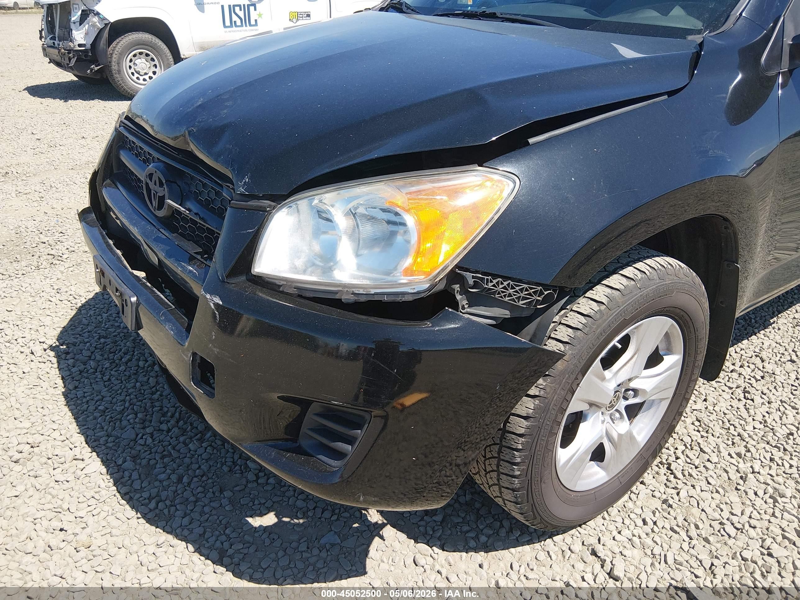 2011 Toyota Rav4   Black vin: 2T3BF4DVXBW148000