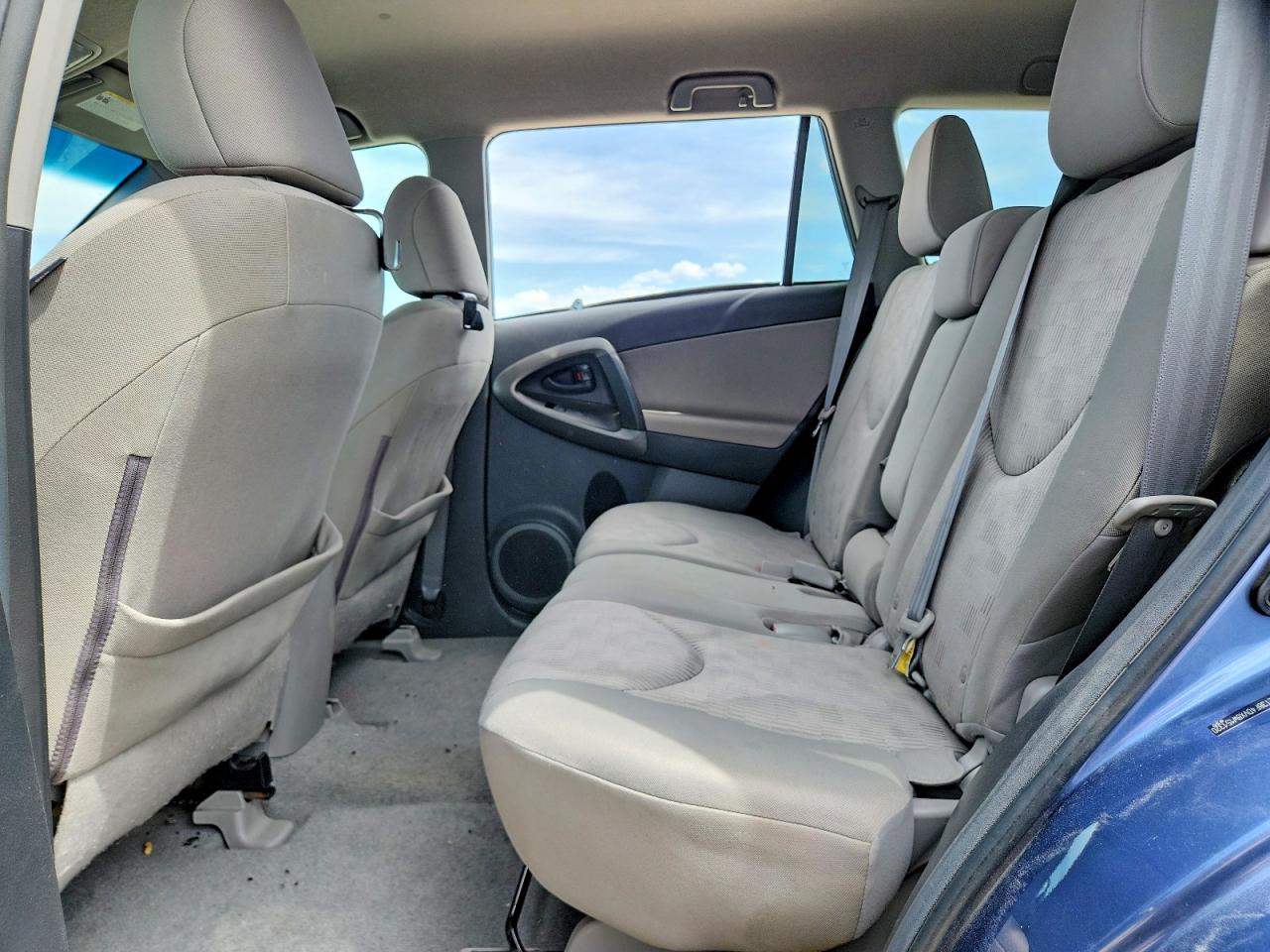 2011 Toyota Rav4 Base Blue vin: 2T3BF4DVXBW151320