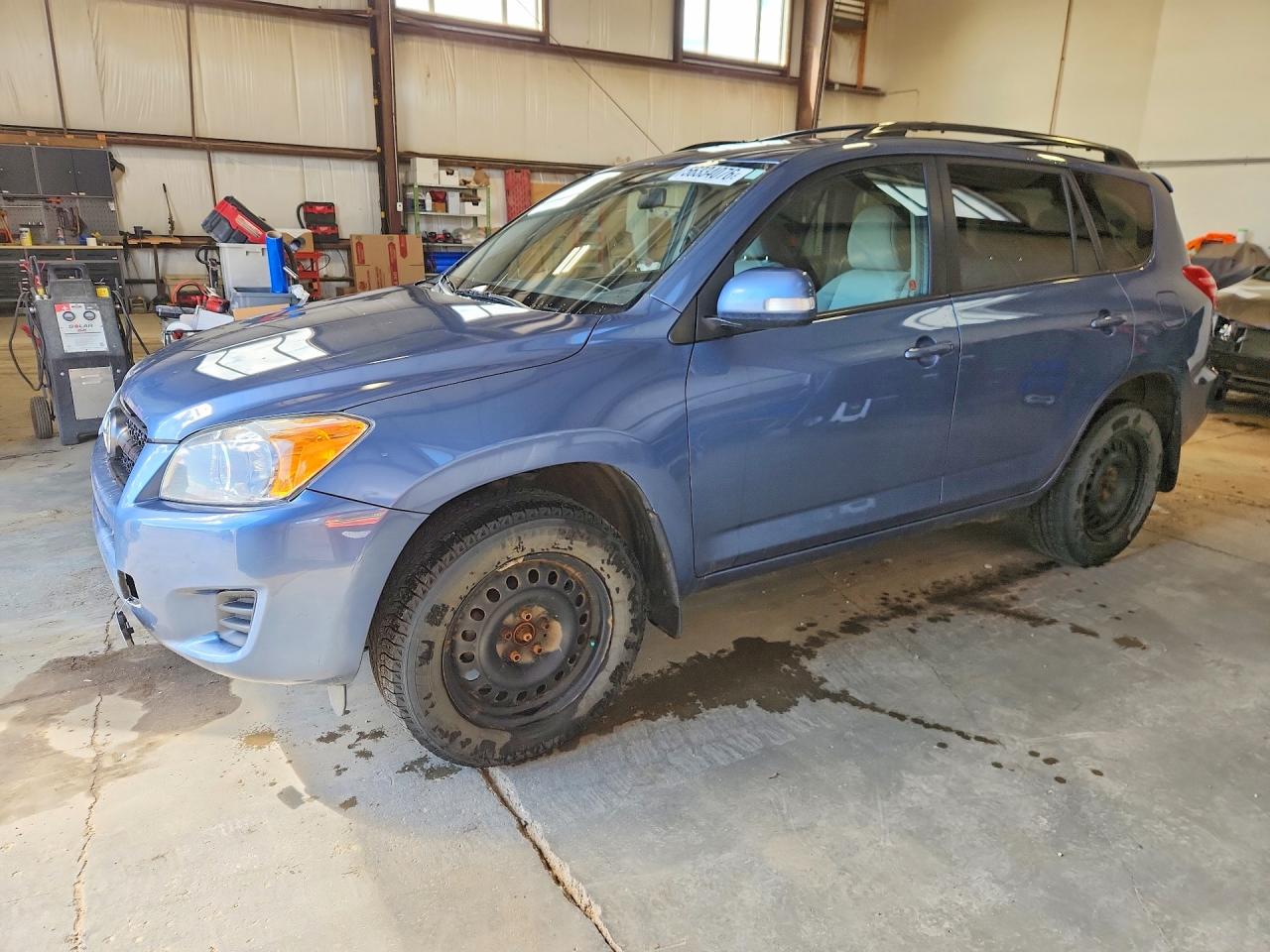 2011 Toyota Rav4 Base Blue vin: 2T3BF4DVXBW158221