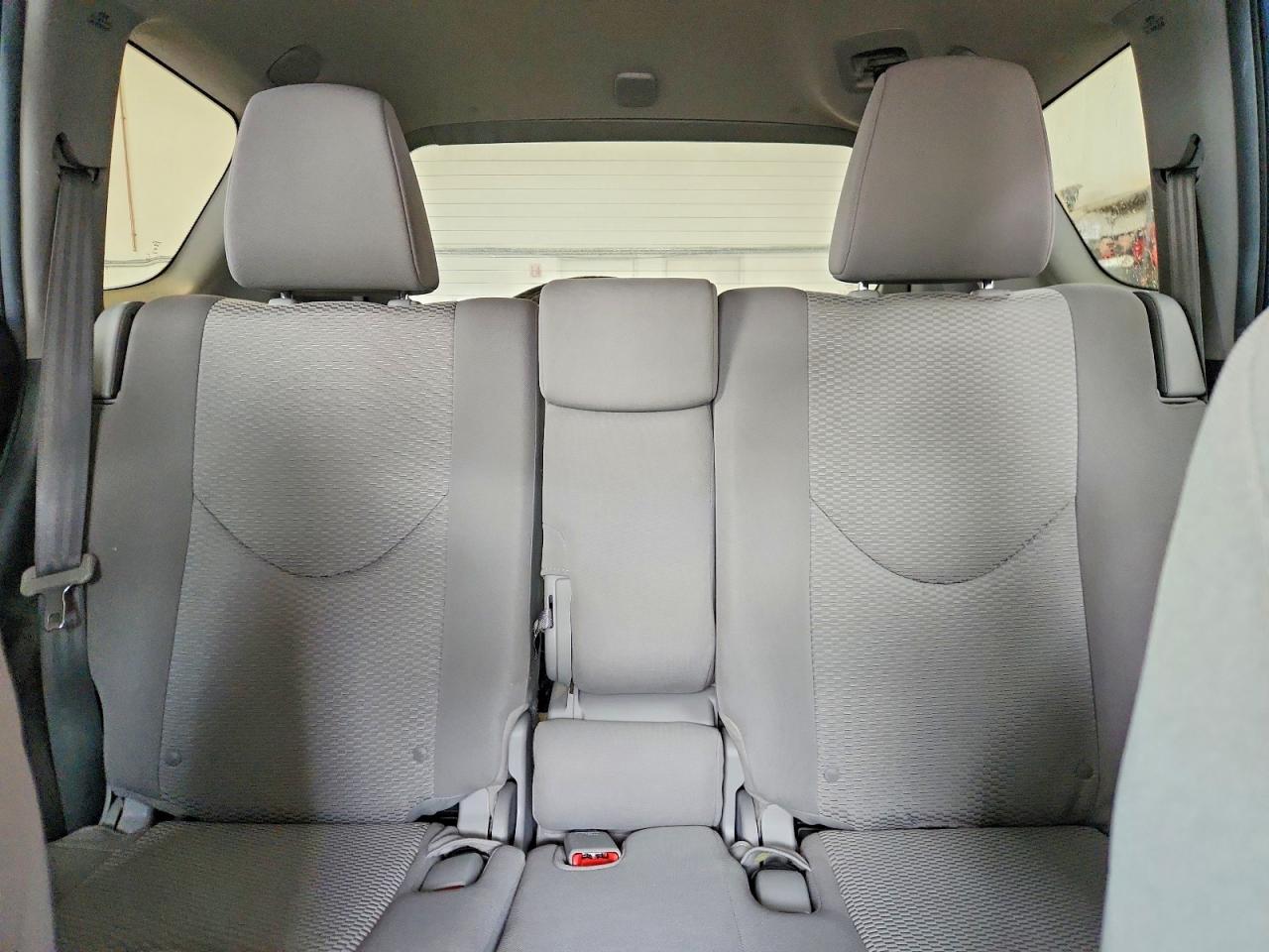 2011 Toyota Rav4 Base Blue vin: 2T3BF4DVXBW158221