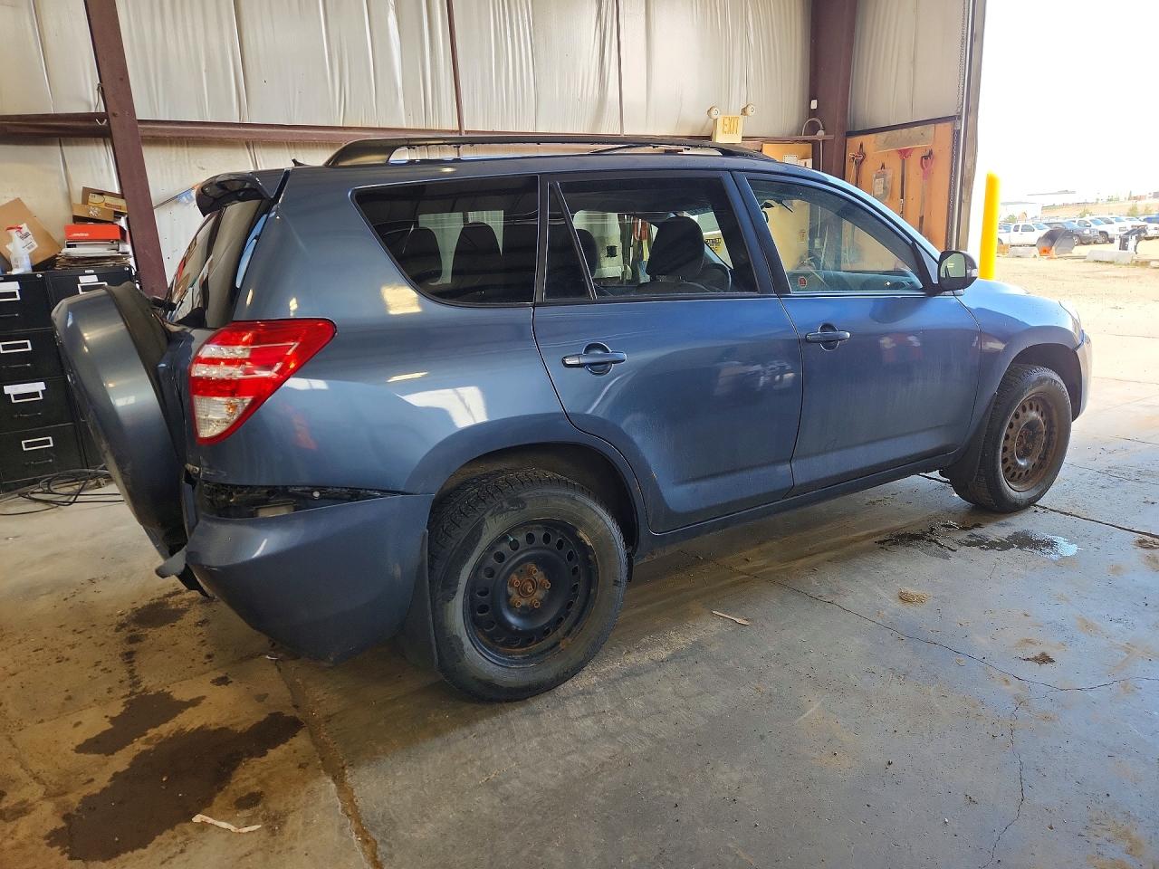 2011 Toyota Rav4 Base Blue vin: 2T3BF4DVXBW158221