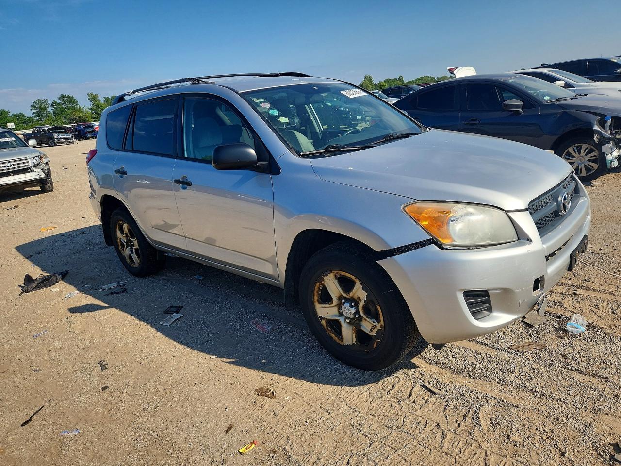 2011 Toyota Rav4 Base Silver vin: 2T3BF4DVXBW170059