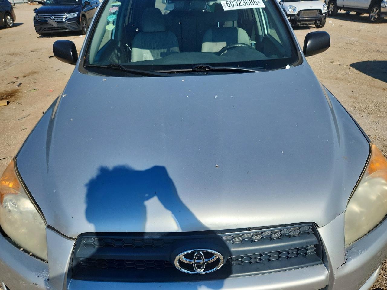 2011 Toyota Rav4 Base Silver vin: 2T3BF4DVXBW170059