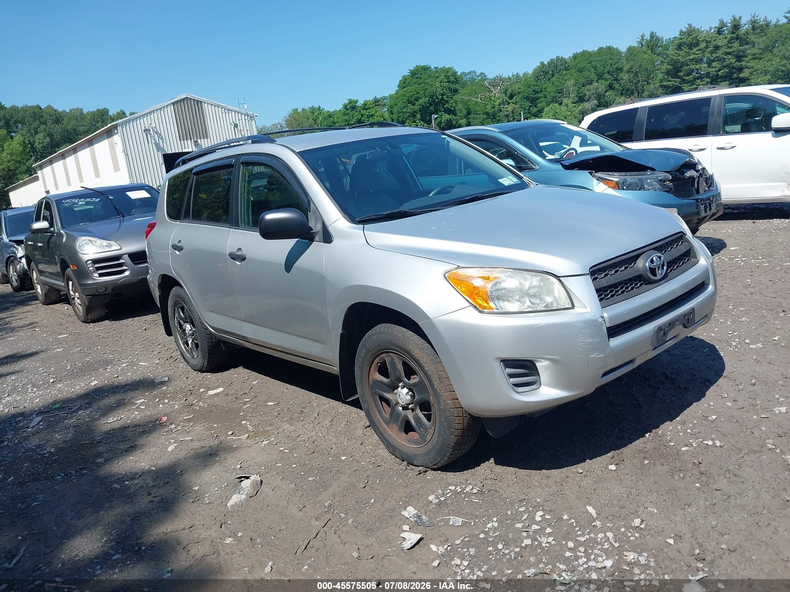 2011 Toyota Rav4   Silver vin: 2T3BF4DVXBW170577