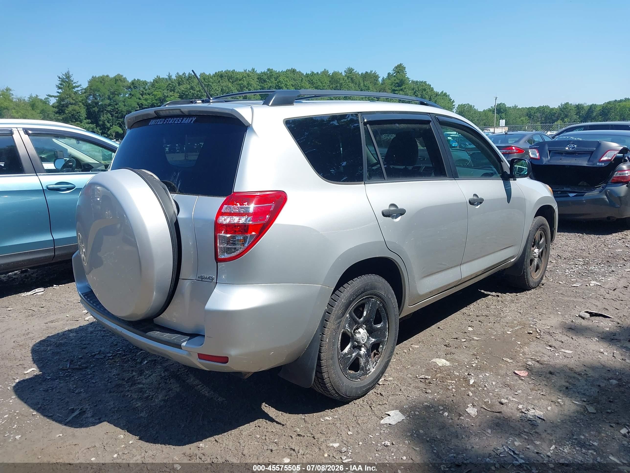 2011 Toyota Rav4   Silver vin: 2T3BF4DVXBW170577