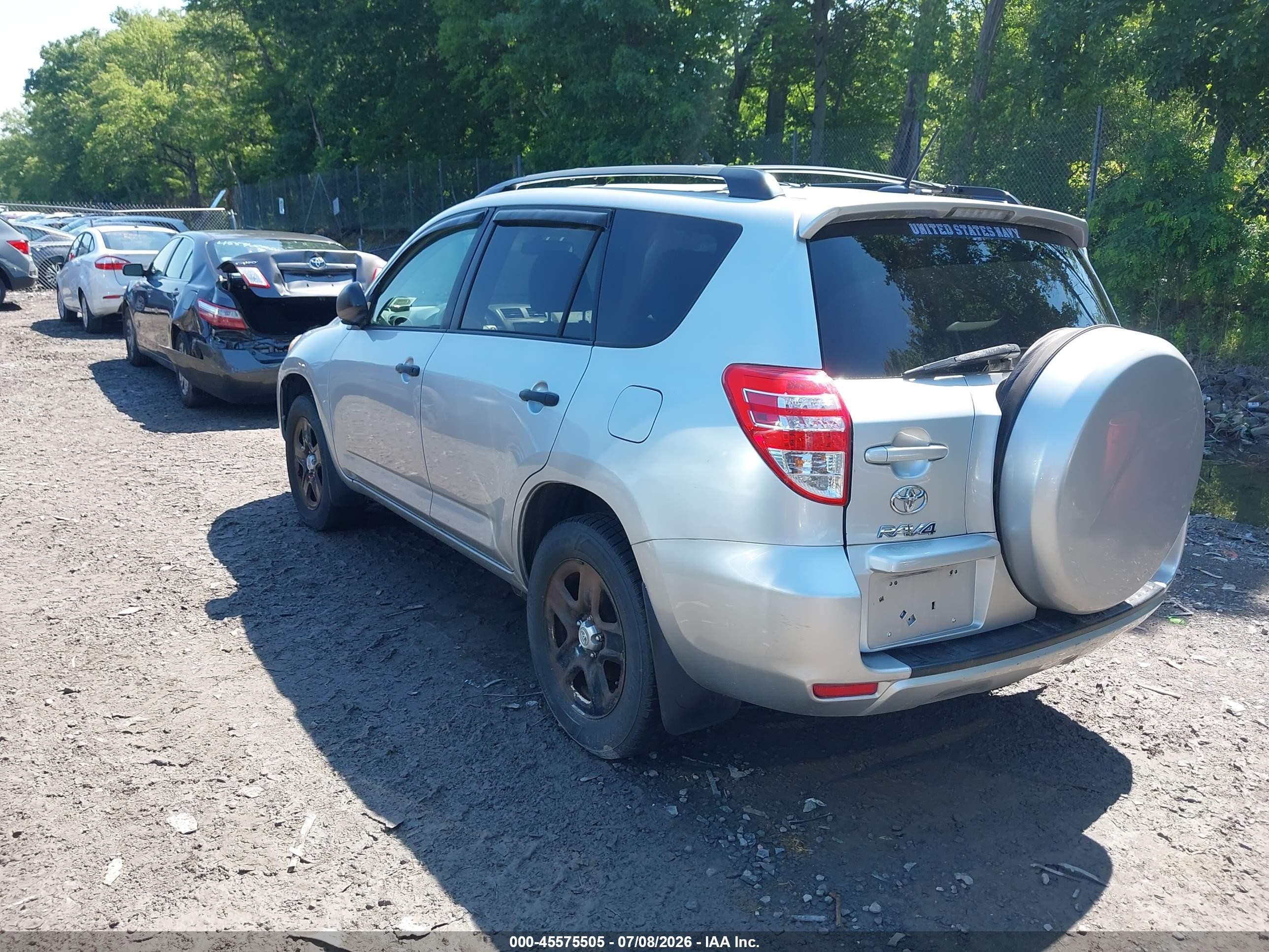 2011 Toyota Rav4   Silver vin: 2T3BF4DVXBW170577