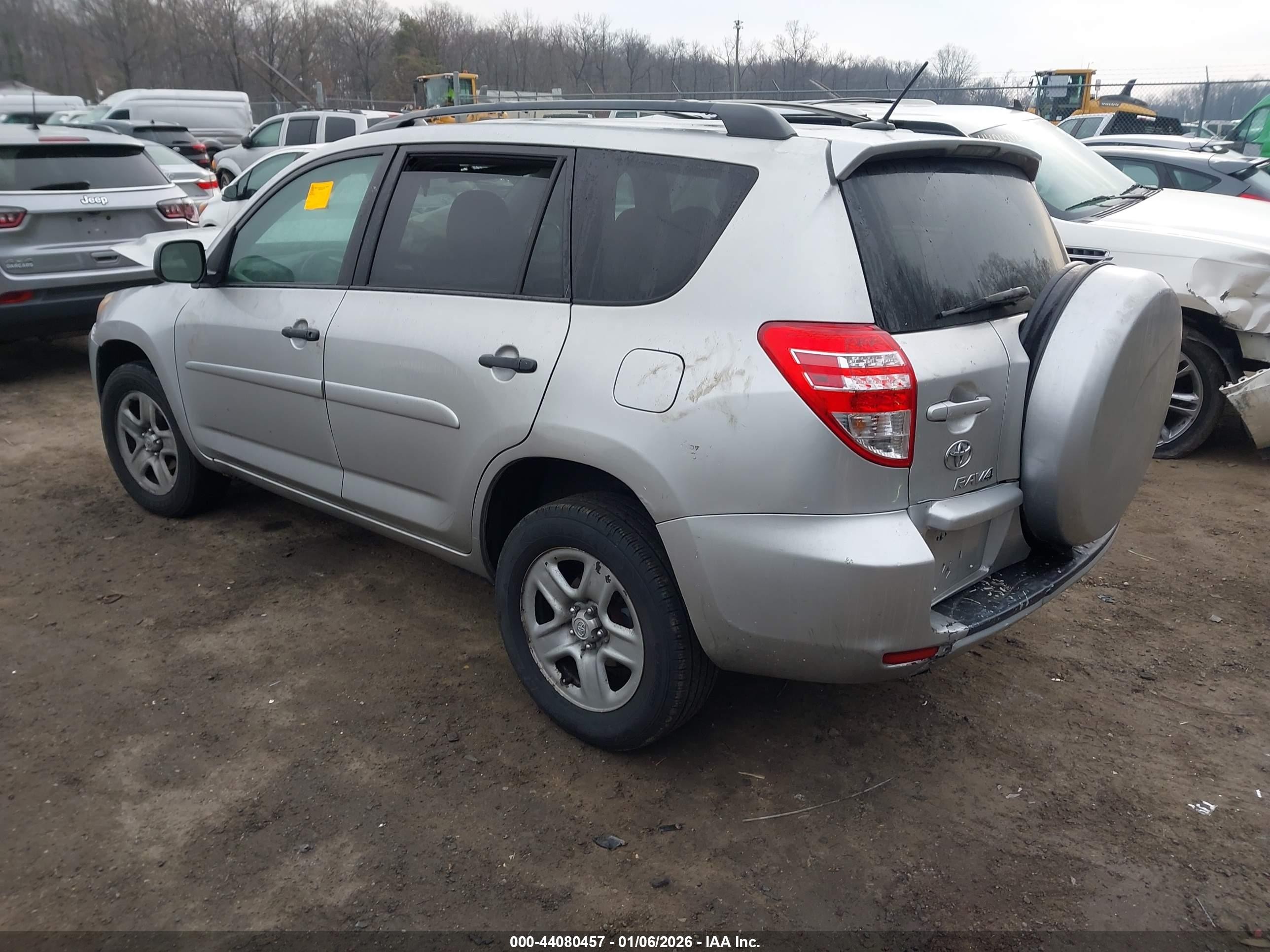 2011 Toyota Rav4   Silver vin: 2T3BF4DVXBW173205