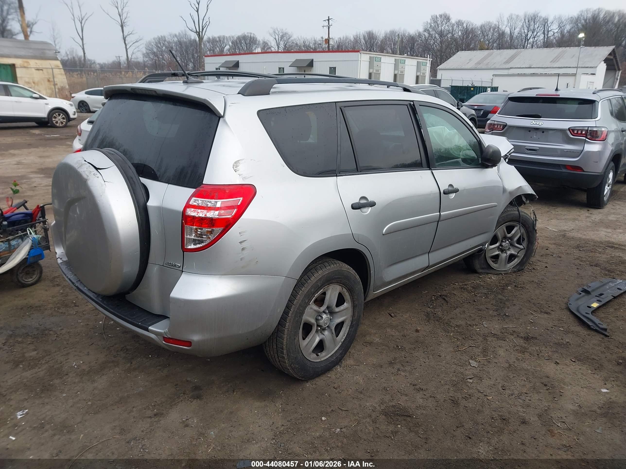 2011 Toyota Rav4   Silver vin: 2T3BF4DVXBW173205