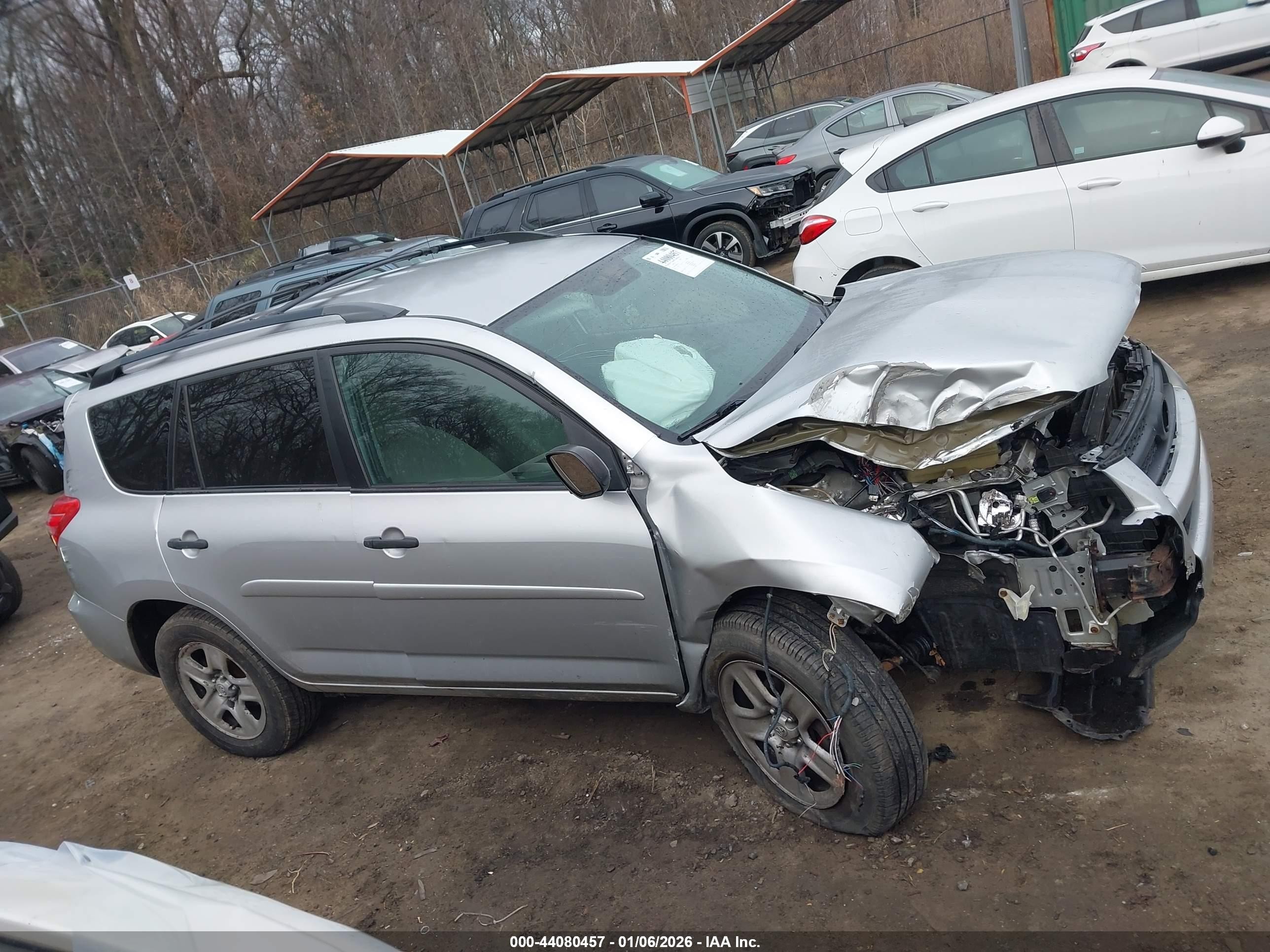 2011 Toyota Rav4   Silver vin: 2T3BF4DVXBW173205