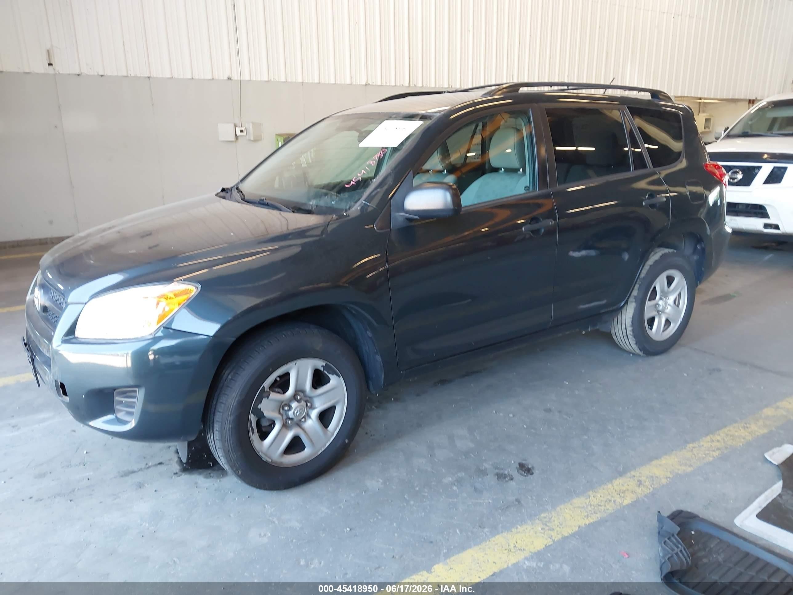 2011 Toyota Rav4   Gray vin: 2T3BF4DVXBW176038