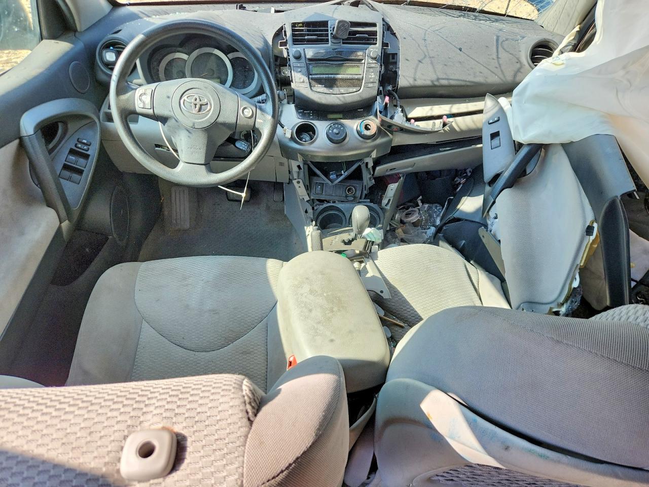 2011 Toyota Rav4 Base Green vin: 2T3BF4DVXBW177111